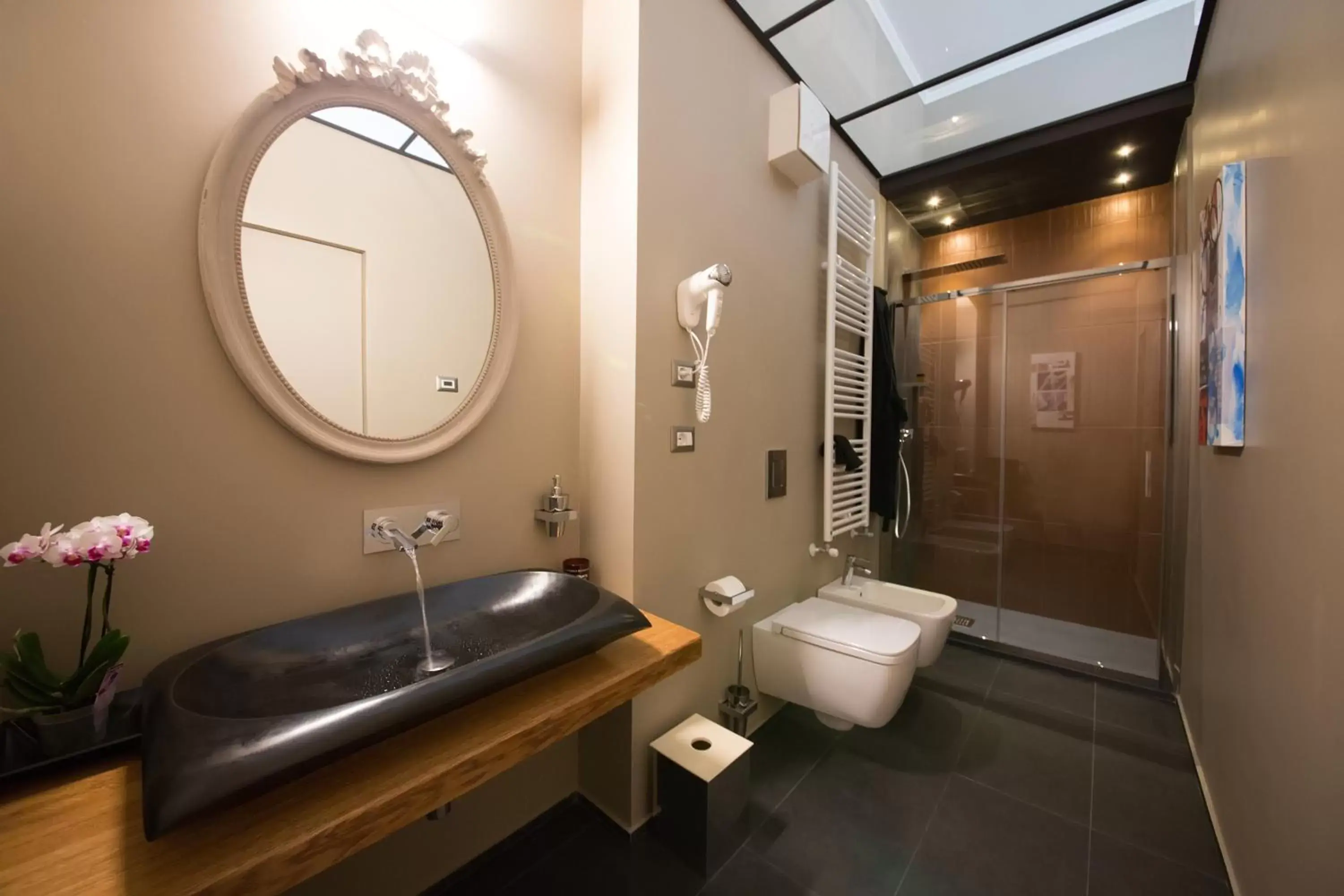 Bathroom in Palazzo Cannavina Suite & Private SPA