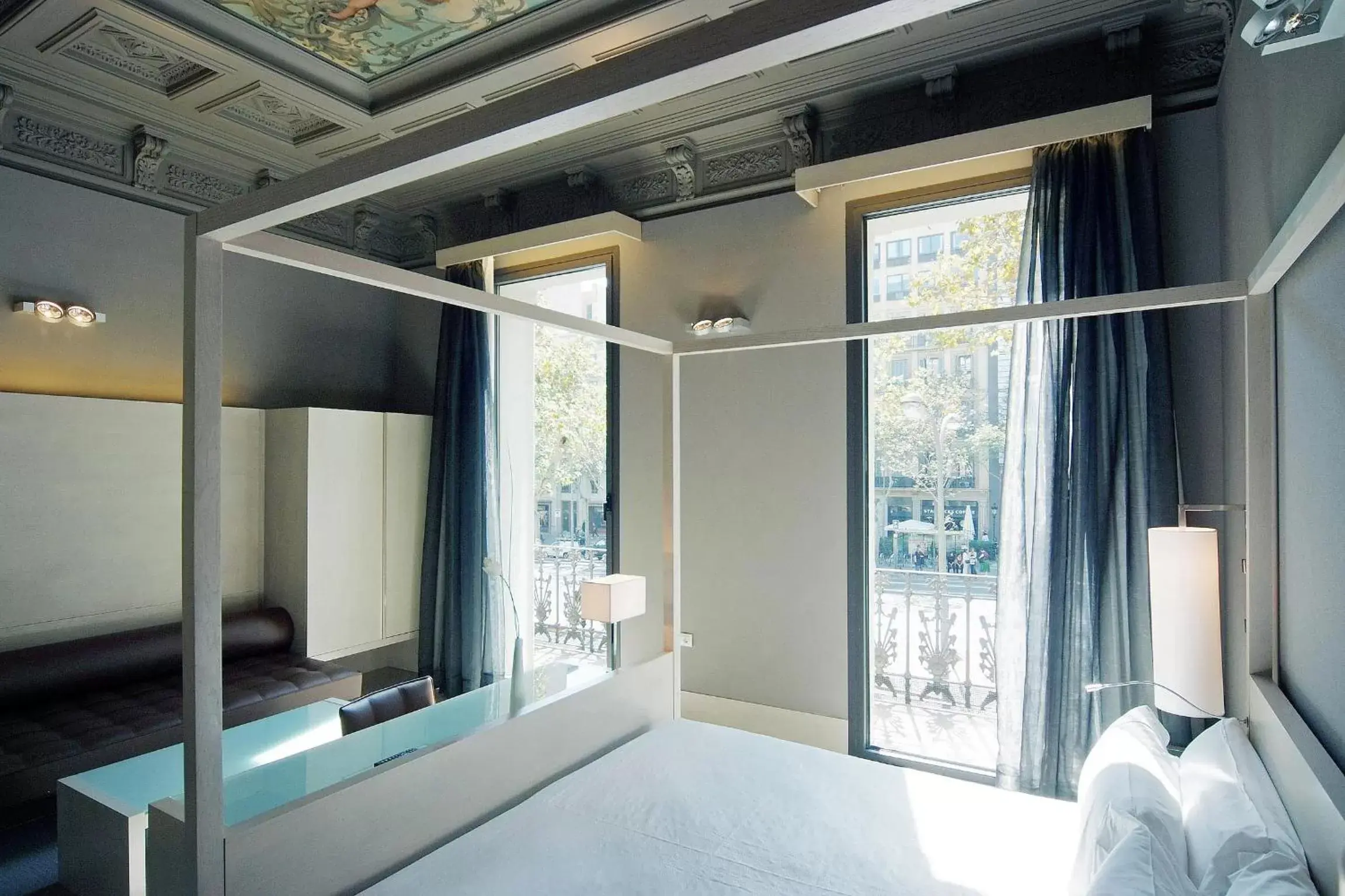 Bedroom in Hotel Actual