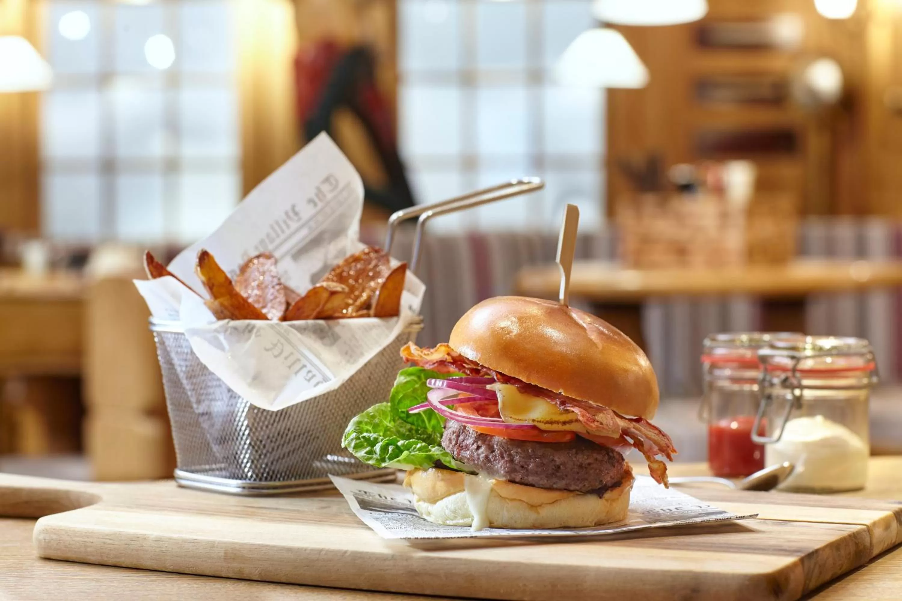 Restaurant/places to eat in Holiday Inn Hamburg, an IHG Hotel