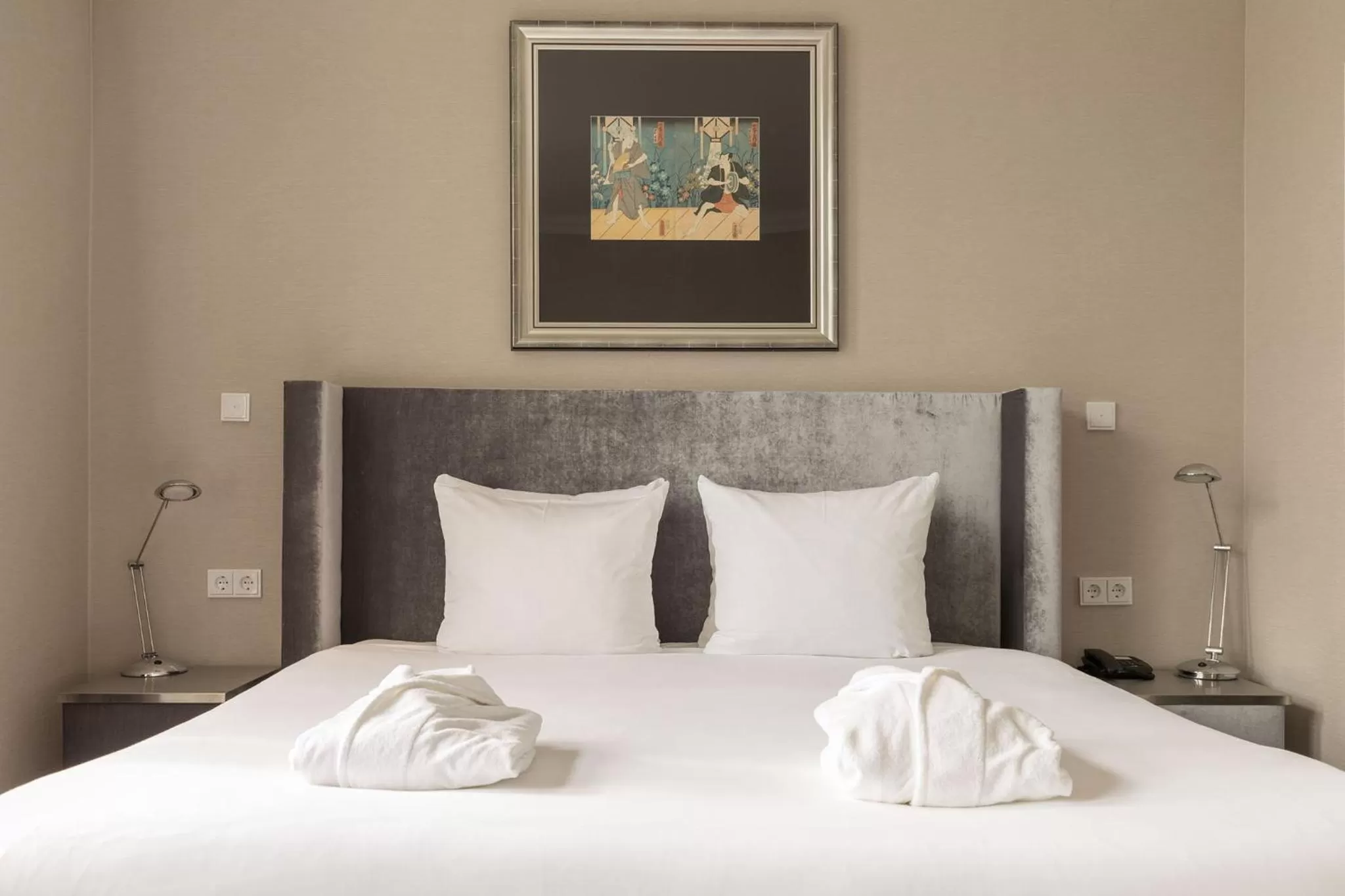 Bedroom, Bed in Grand Hotel Amrâth Kurhaus The Hague Scheveningen