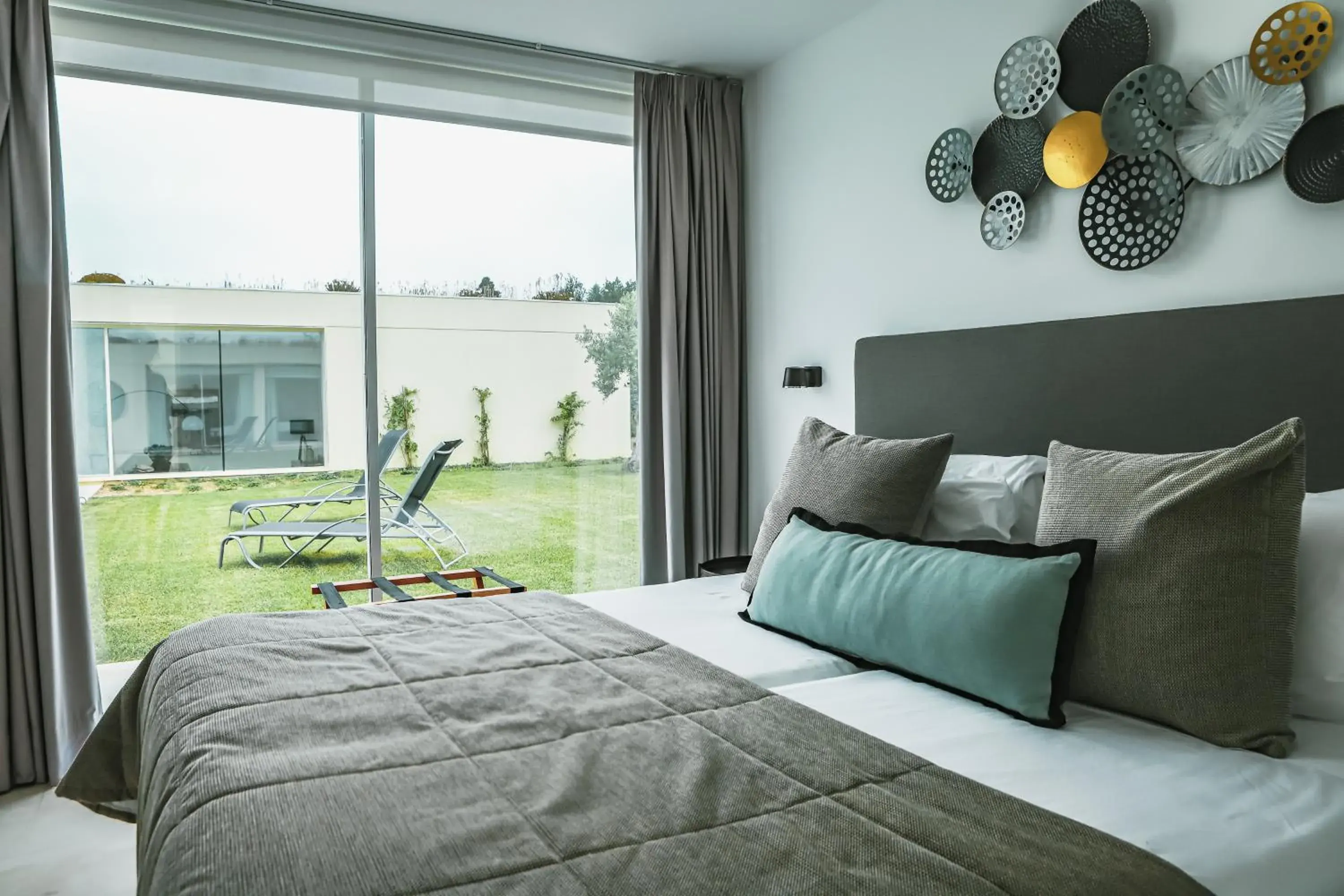 Bedroom, Seating Area in Bom Sucesso Resort