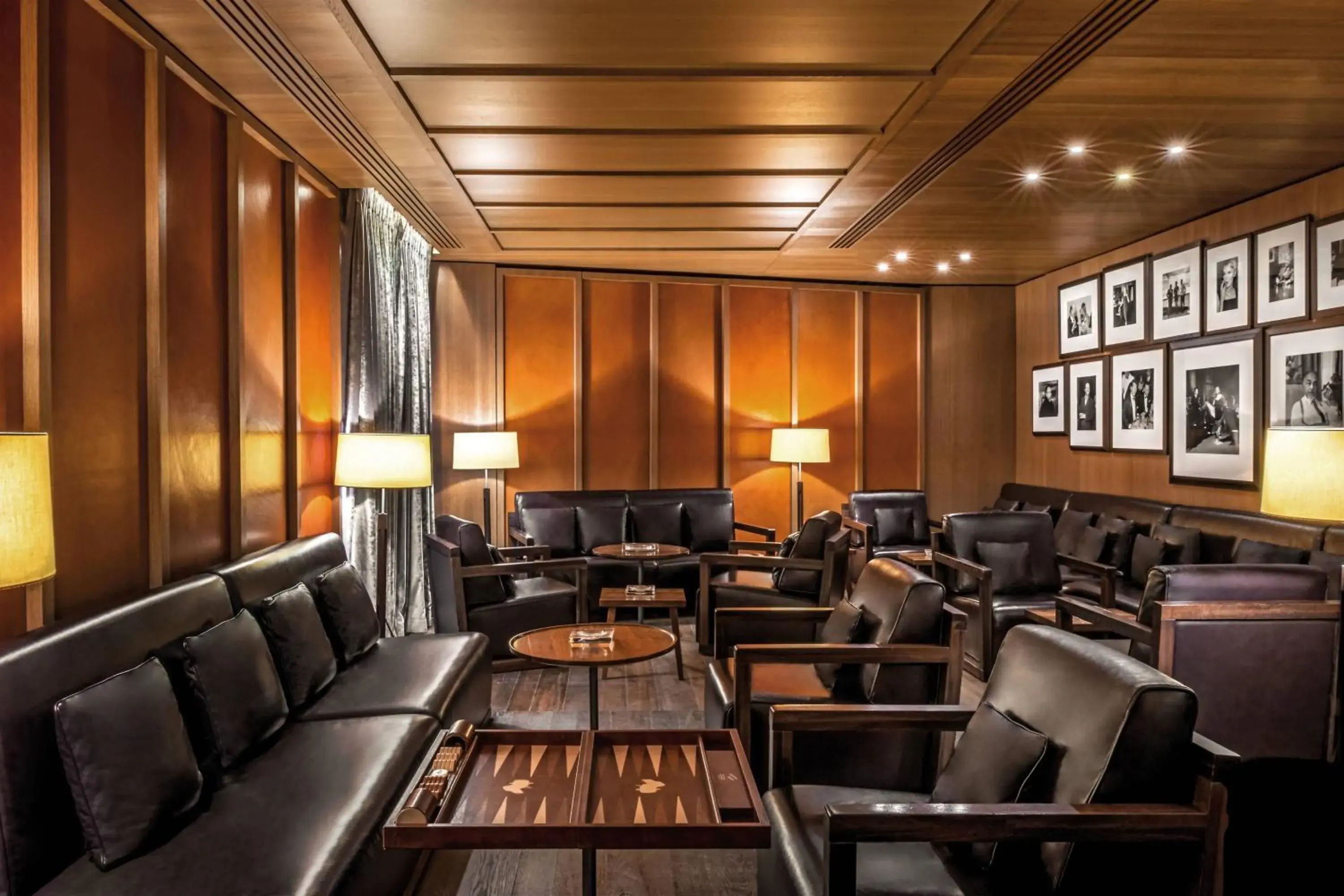Lounge or bar in Bulgari Hotel London