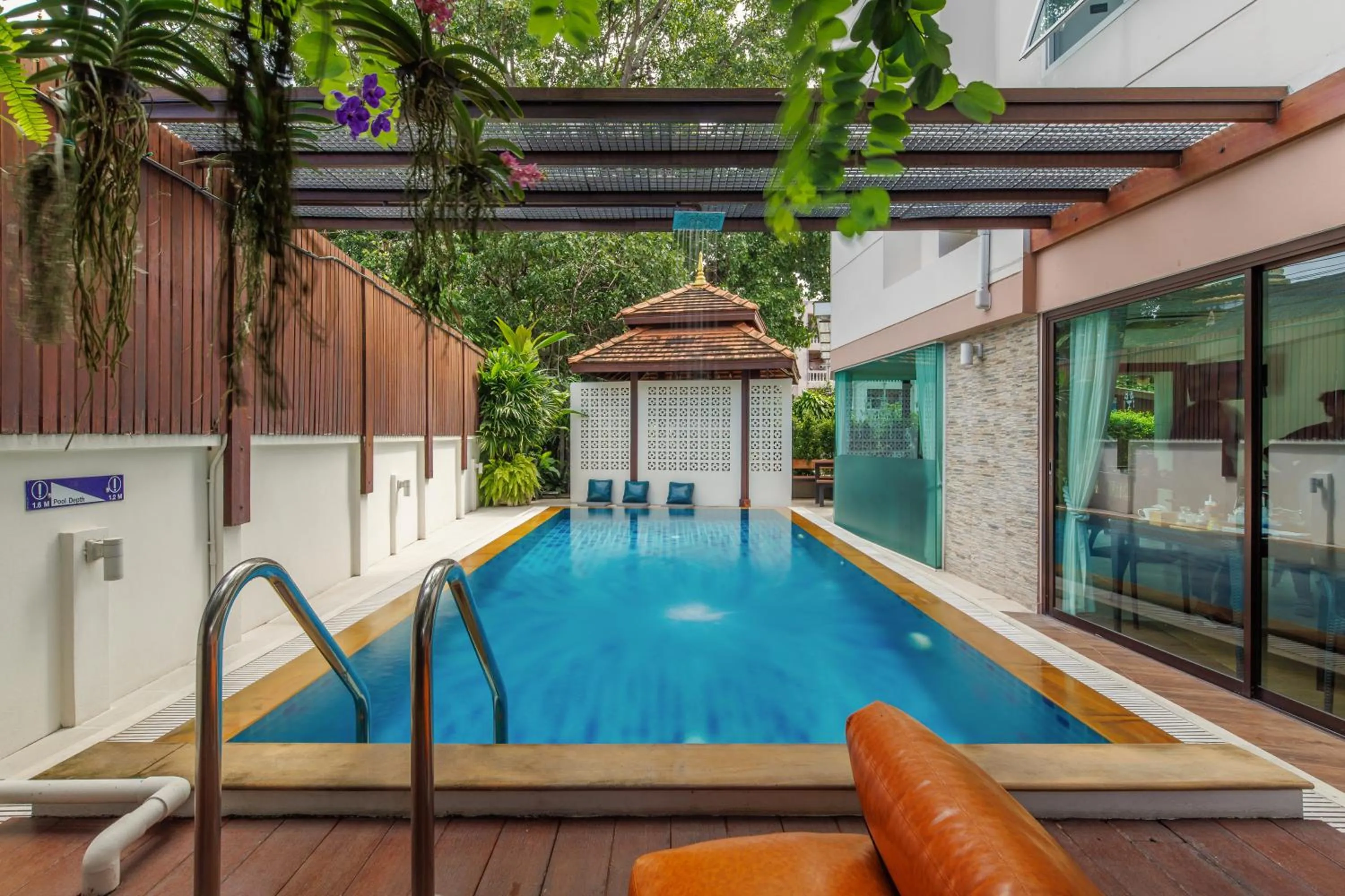 Swimming pool in Rendezvous Classic House