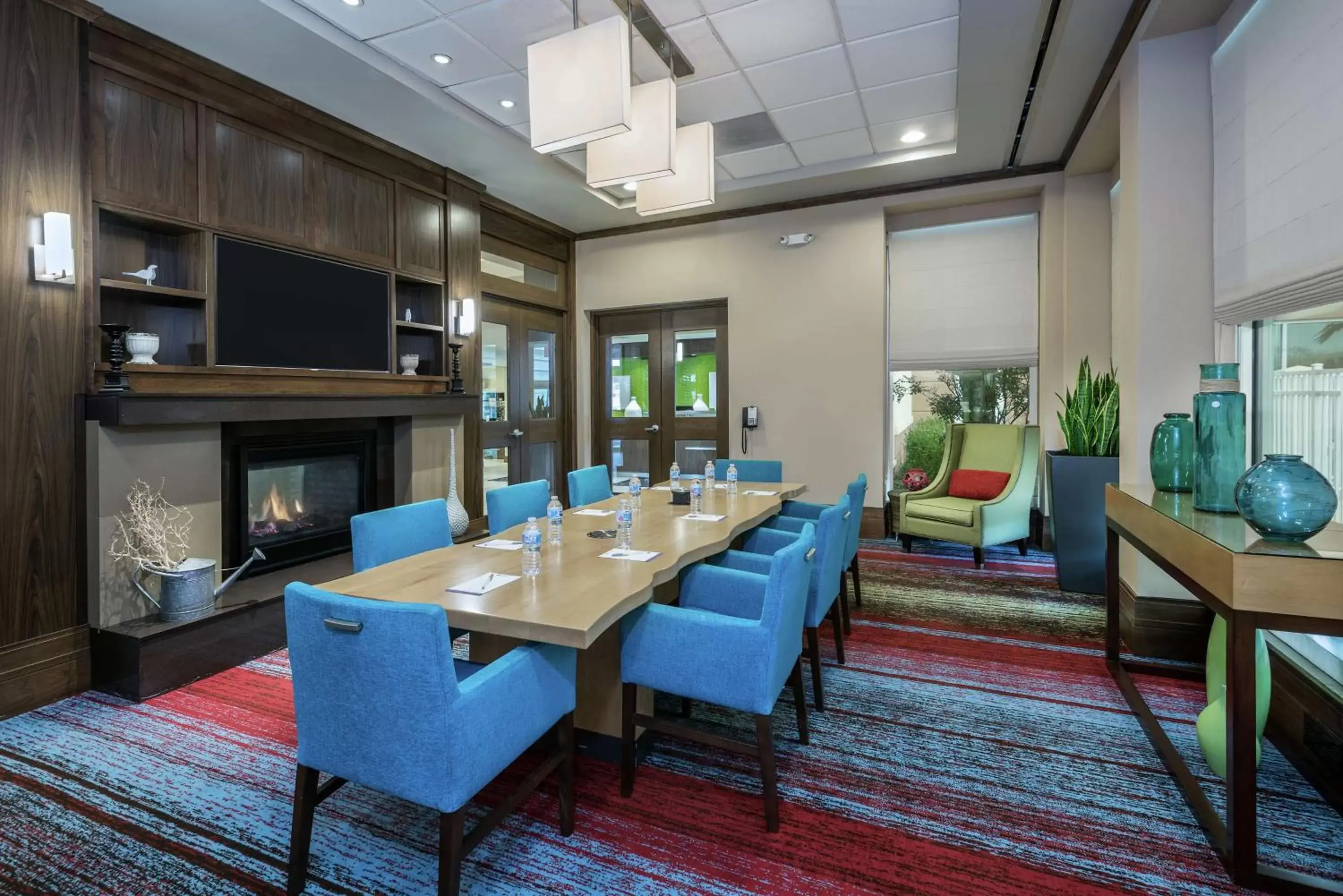 Meeting/conference room, Restaurant/Places to Eat in Hilton Garden Inn San Antonio/Rim Pass Drive