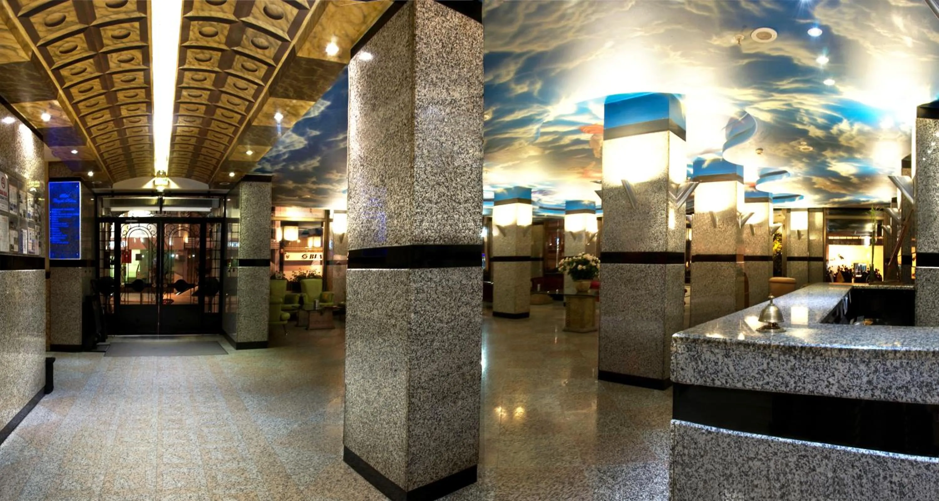 Lobby or reception in Hotel Buyuk Keban