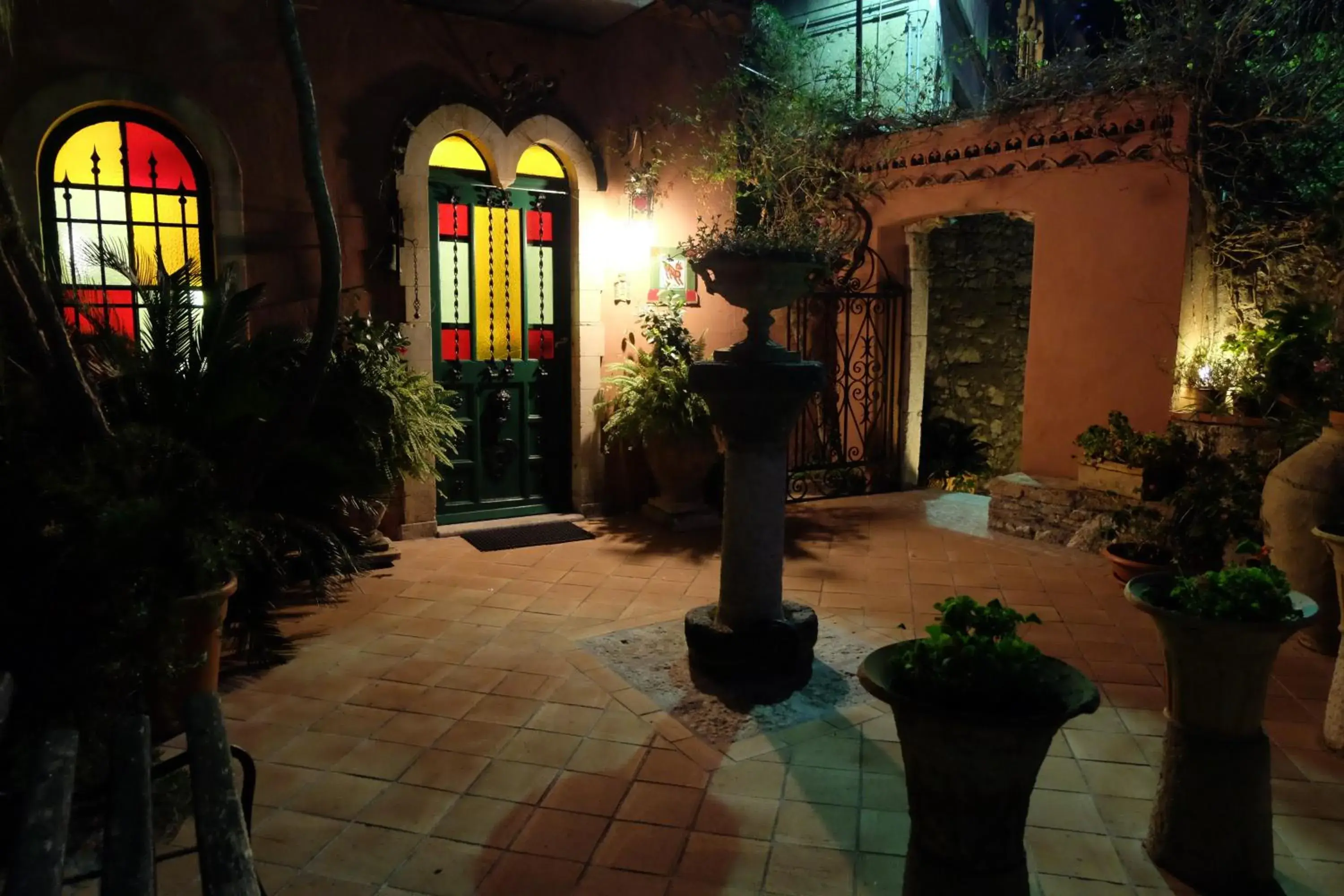 Facade/entrance in Hotel Villa Nettuno