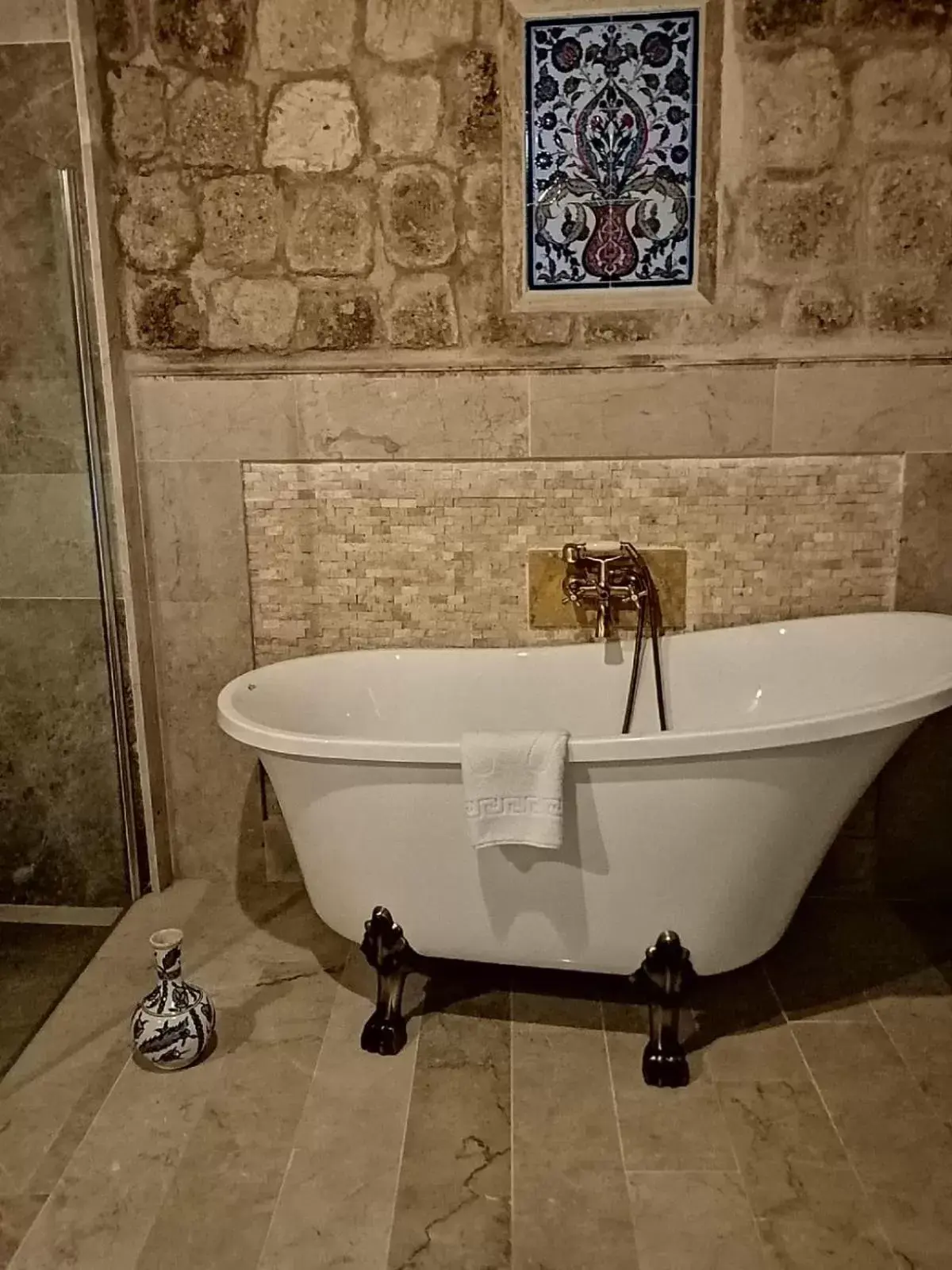 Bathroom in Aza Cave Cappadocia