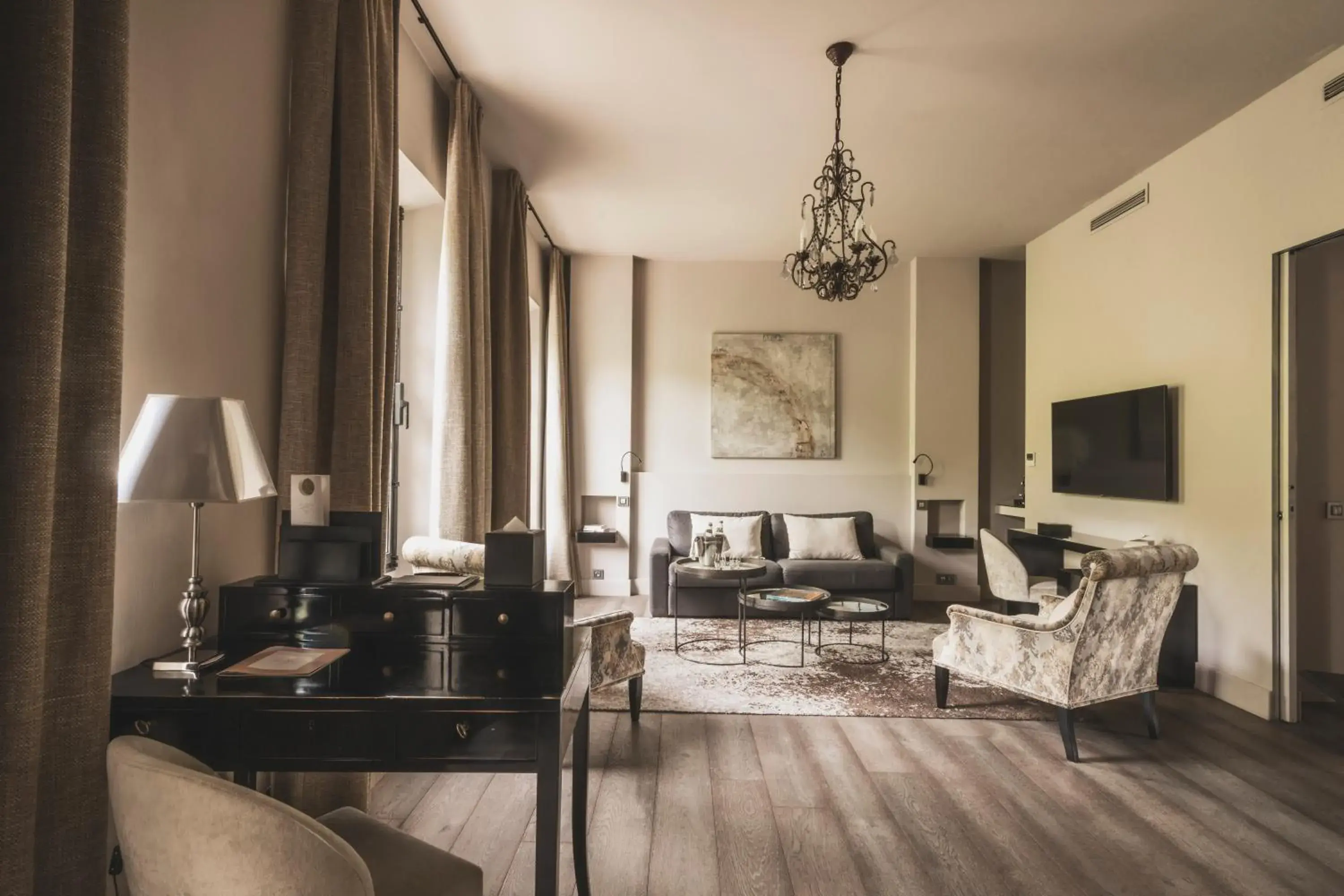 Living room, Seating Area in Les Lodges Sainte-Victoire Hotel & Spa