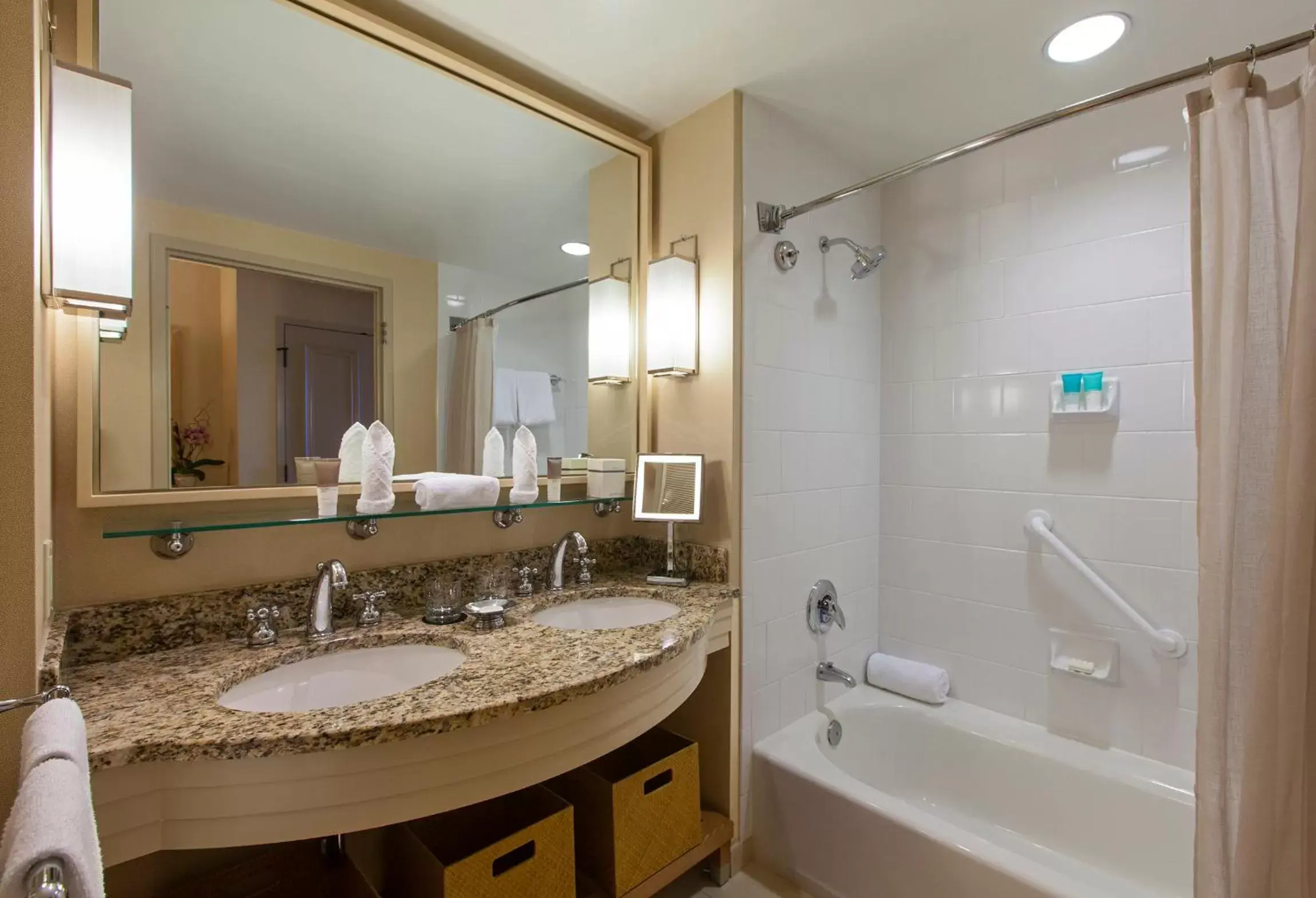 King Room with Sofa Bed and Balcony in Hyatt Regency Coconut Point Resort & Spa Near Naples