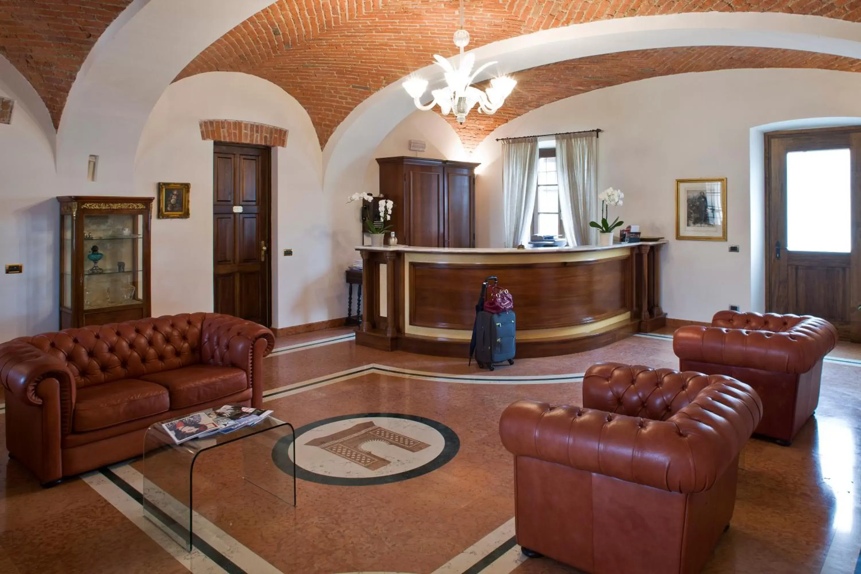 Day, Lobby/Reception in Albergo La Corte Albertina