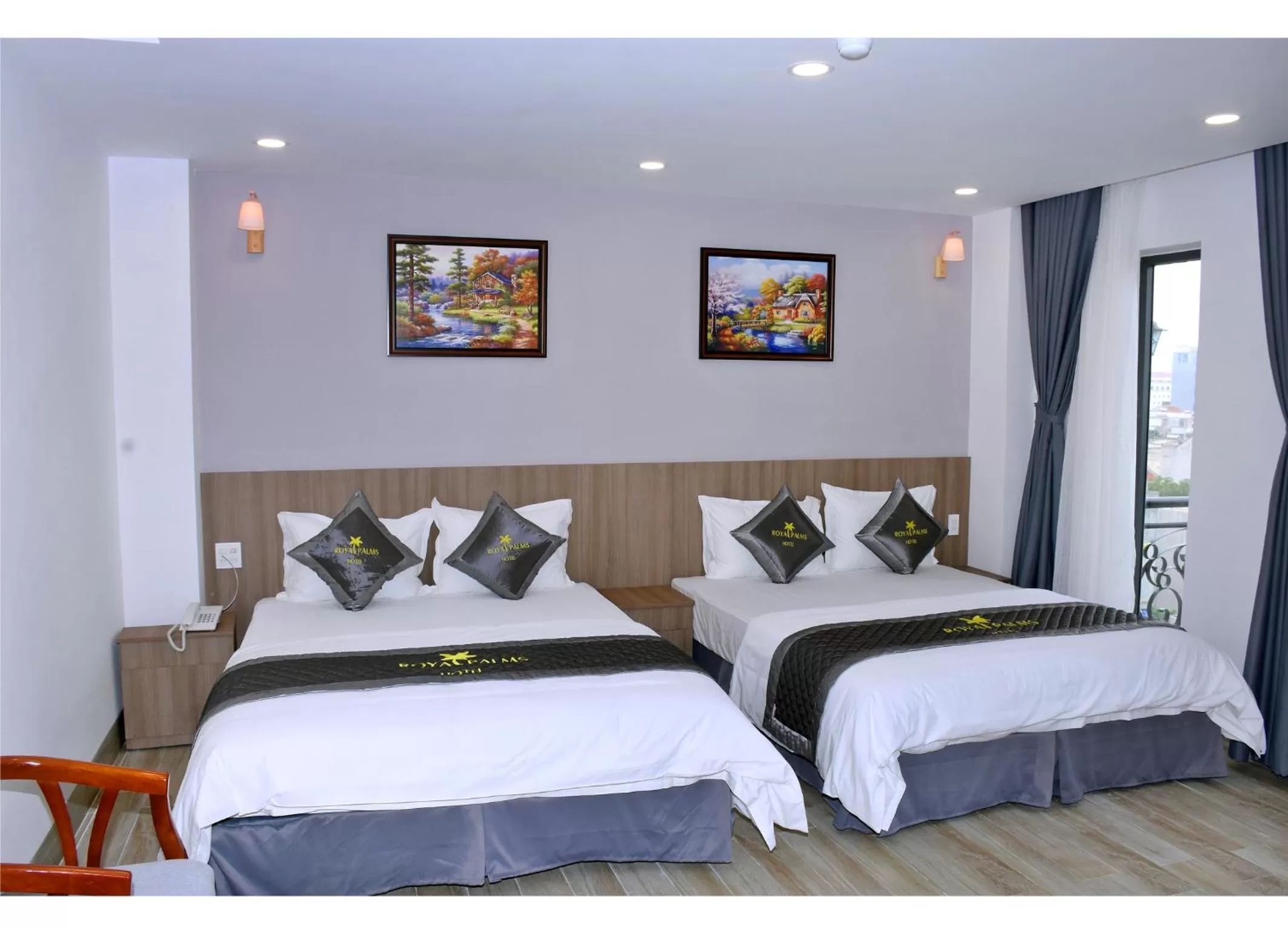 Bed in Royal Palms Hotel