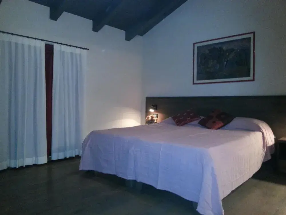 Bed in Hotel La Vecchia Reggio