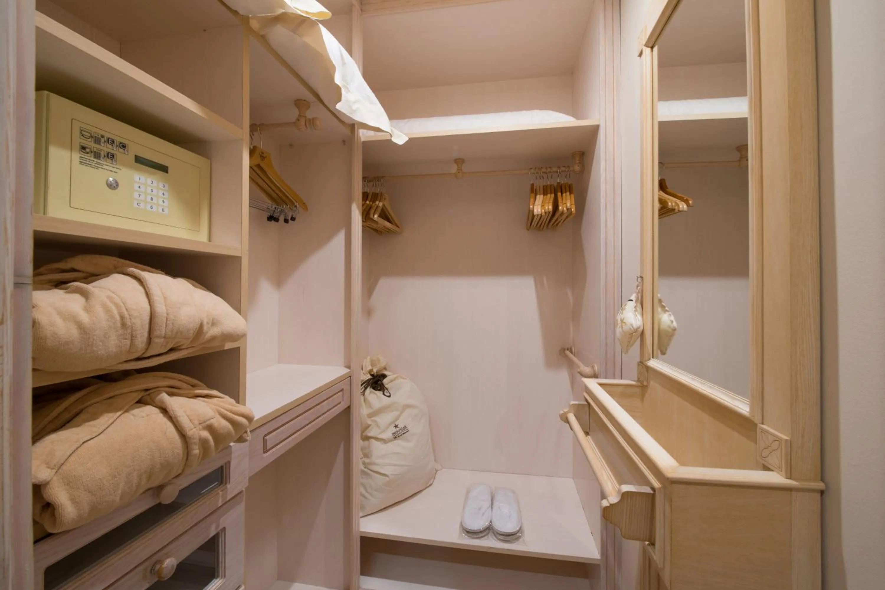 Photo of the whole room in JOIA El Mirador by Iberostar -Adults Only