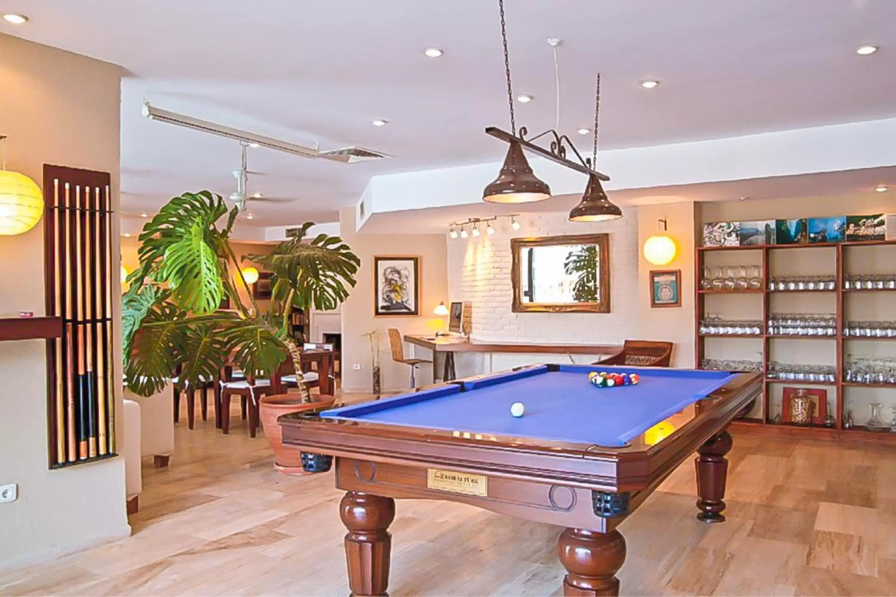 Activities, Billiards in 4reasons hotel + bistro | 12+