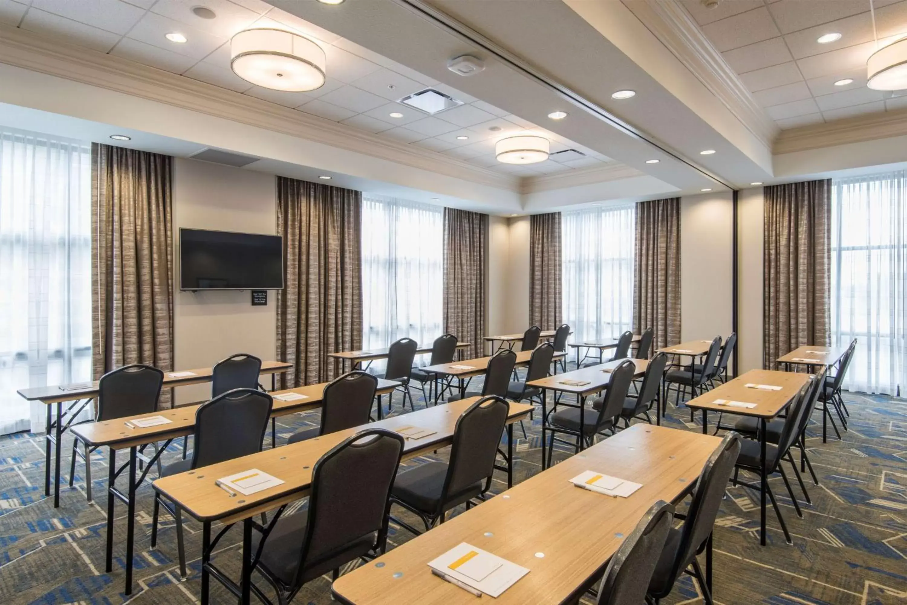 Meeting/conference room in Hampton Inn & Suites Tulsa Downtown, Ok