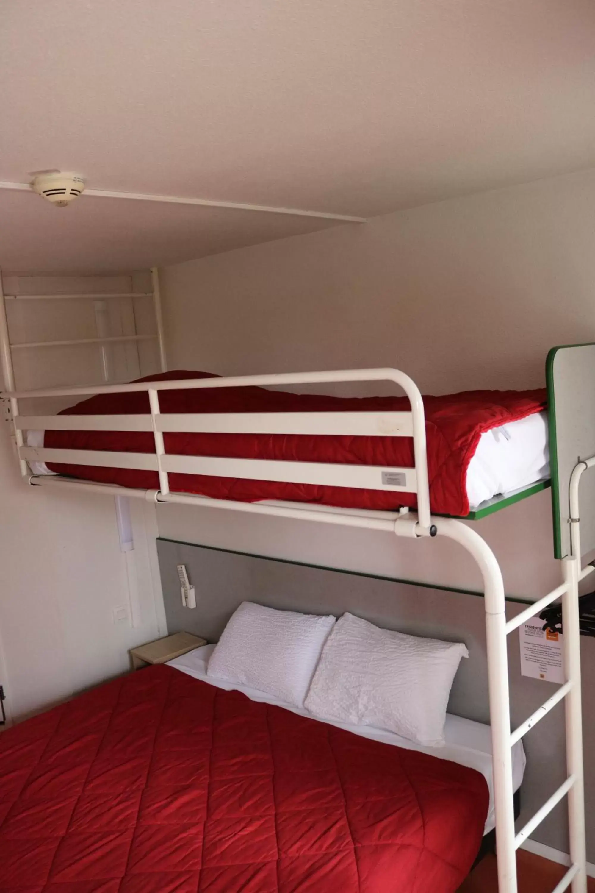 Bedroom, Bunk Bed in Premiere Classe Saint Nazaire - Trignac