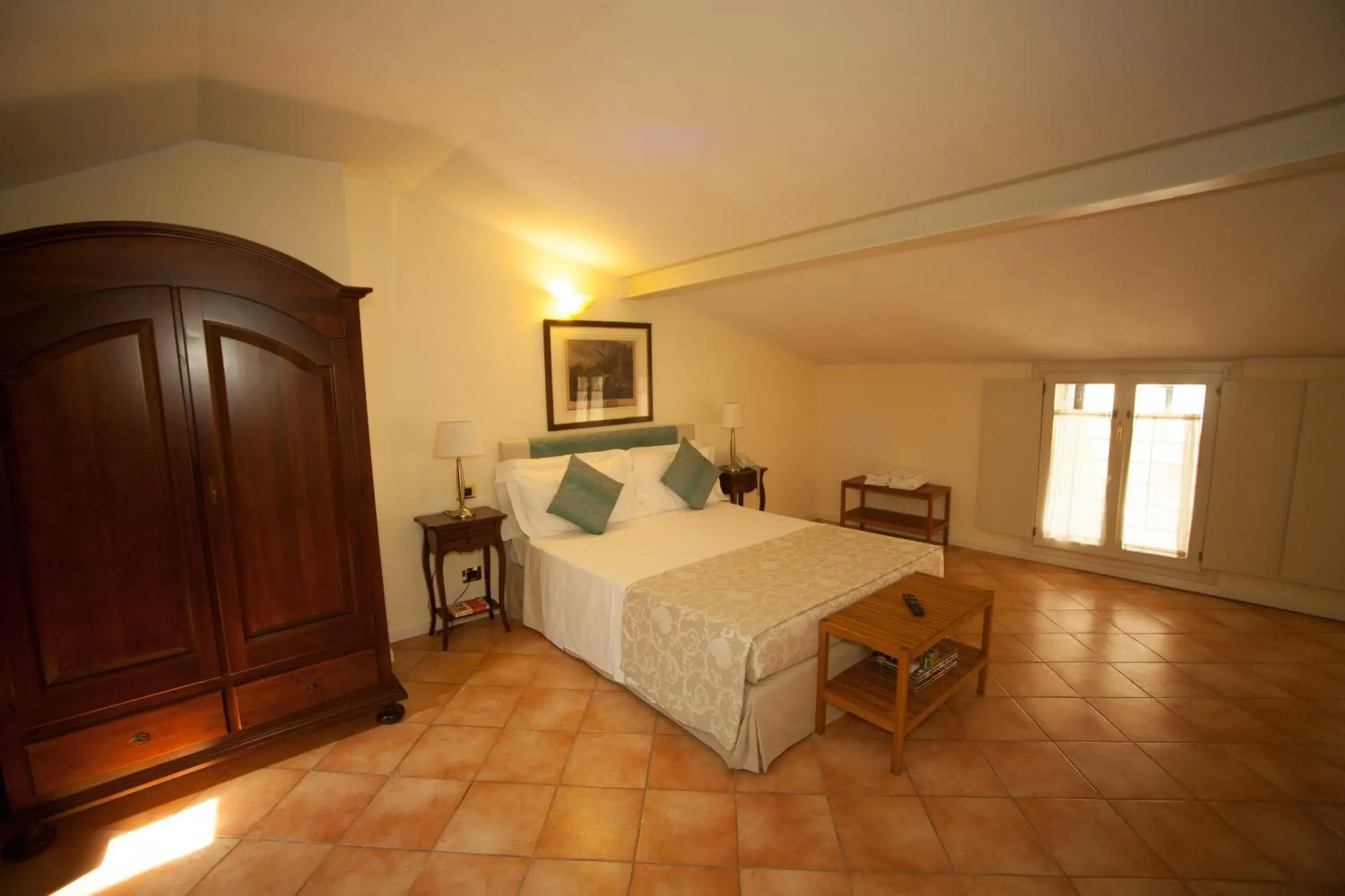 Photo of the whole room, Bed in Albergo Orologio