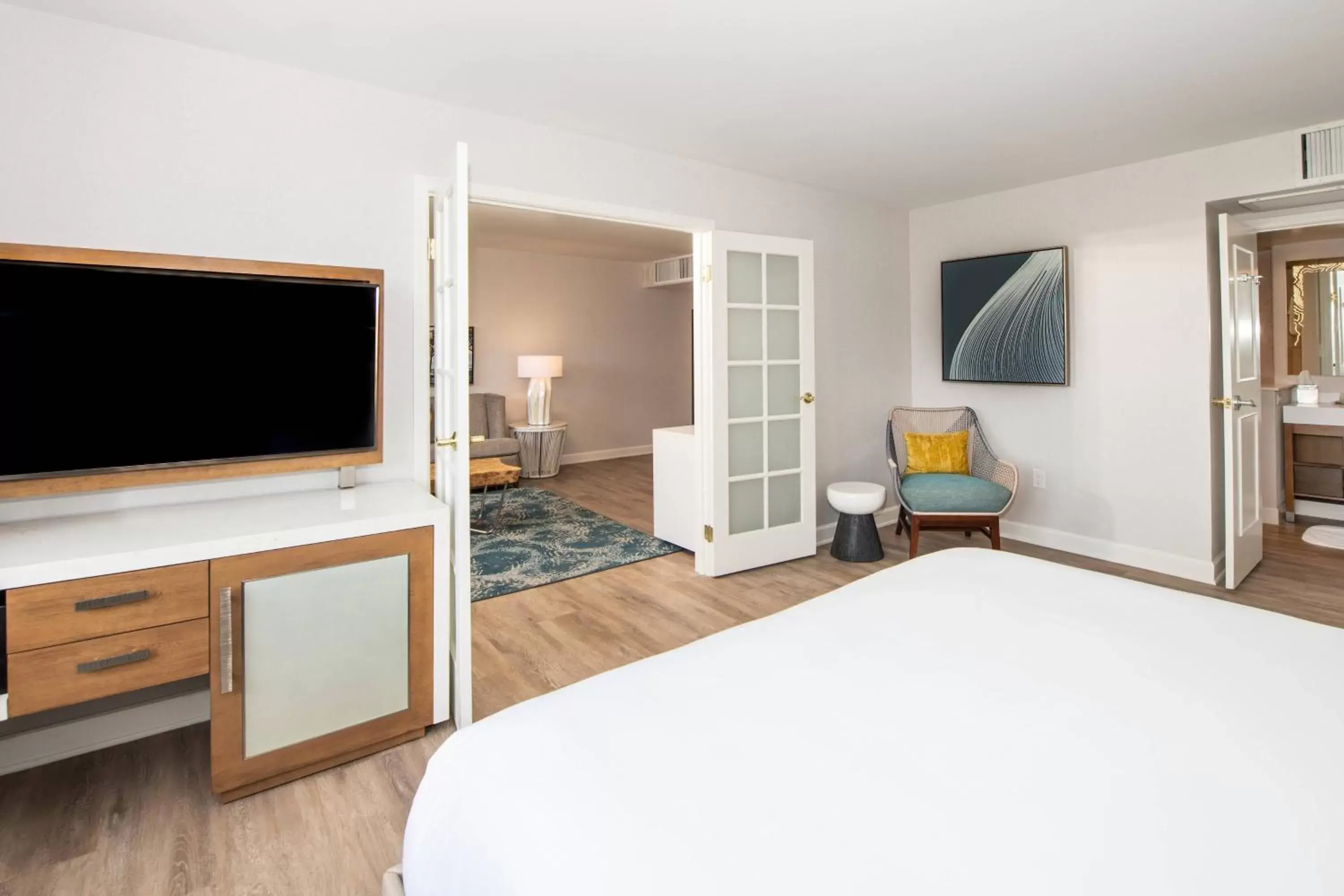Bedroom, TV/Entertainment Center in Renaissance Newport Beach Hotel