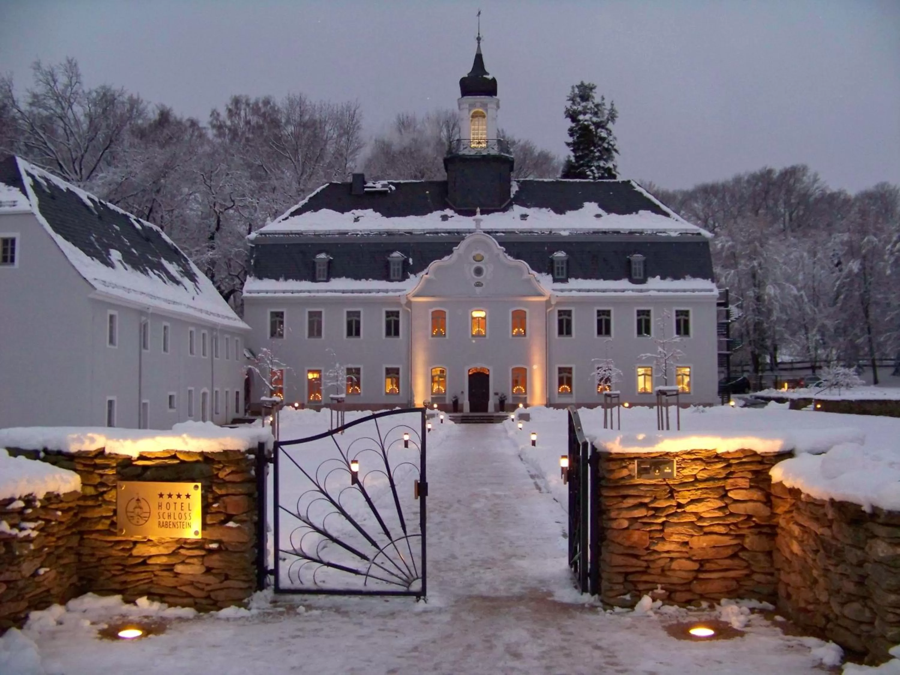Facade/entrance in Hotel Schloss Rabenstein