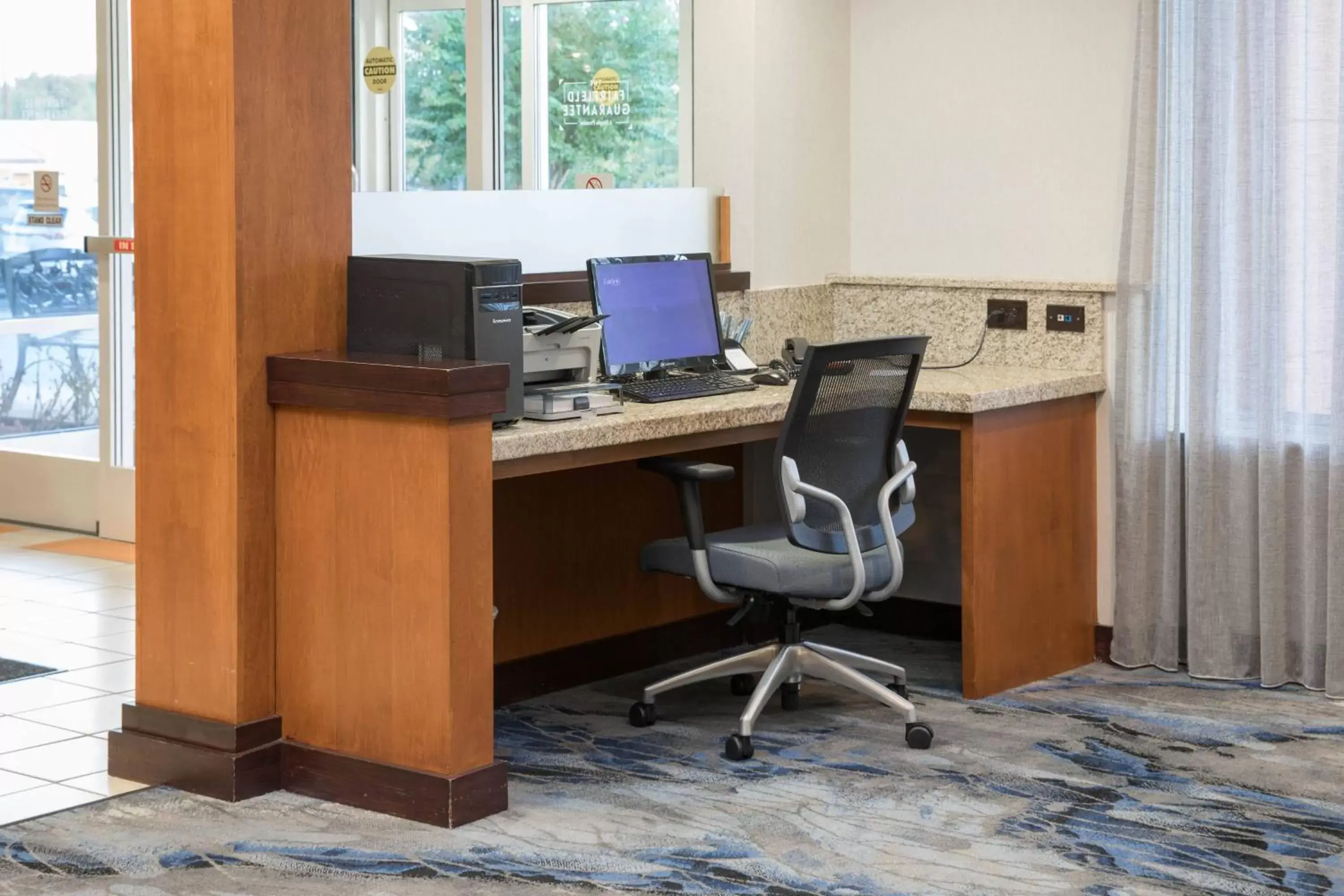 Business facilities, Business Area/Conference Room in Fairfield Inn and Suites by Marriott South Boston