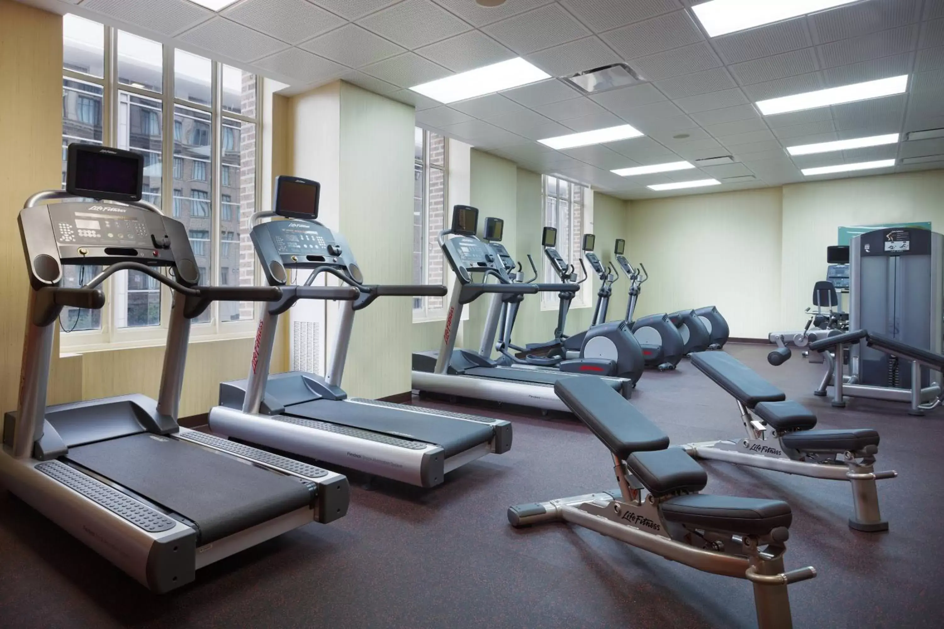 Fitness centre/facilities, Fitness Center/Facilities in Courtyard Houston Downtown Convention Center