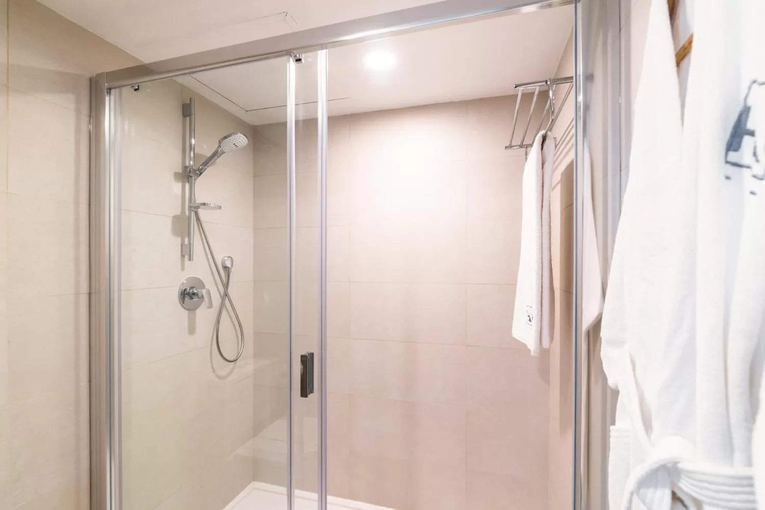 Toilet in Eurostars Zona Rosa Suites