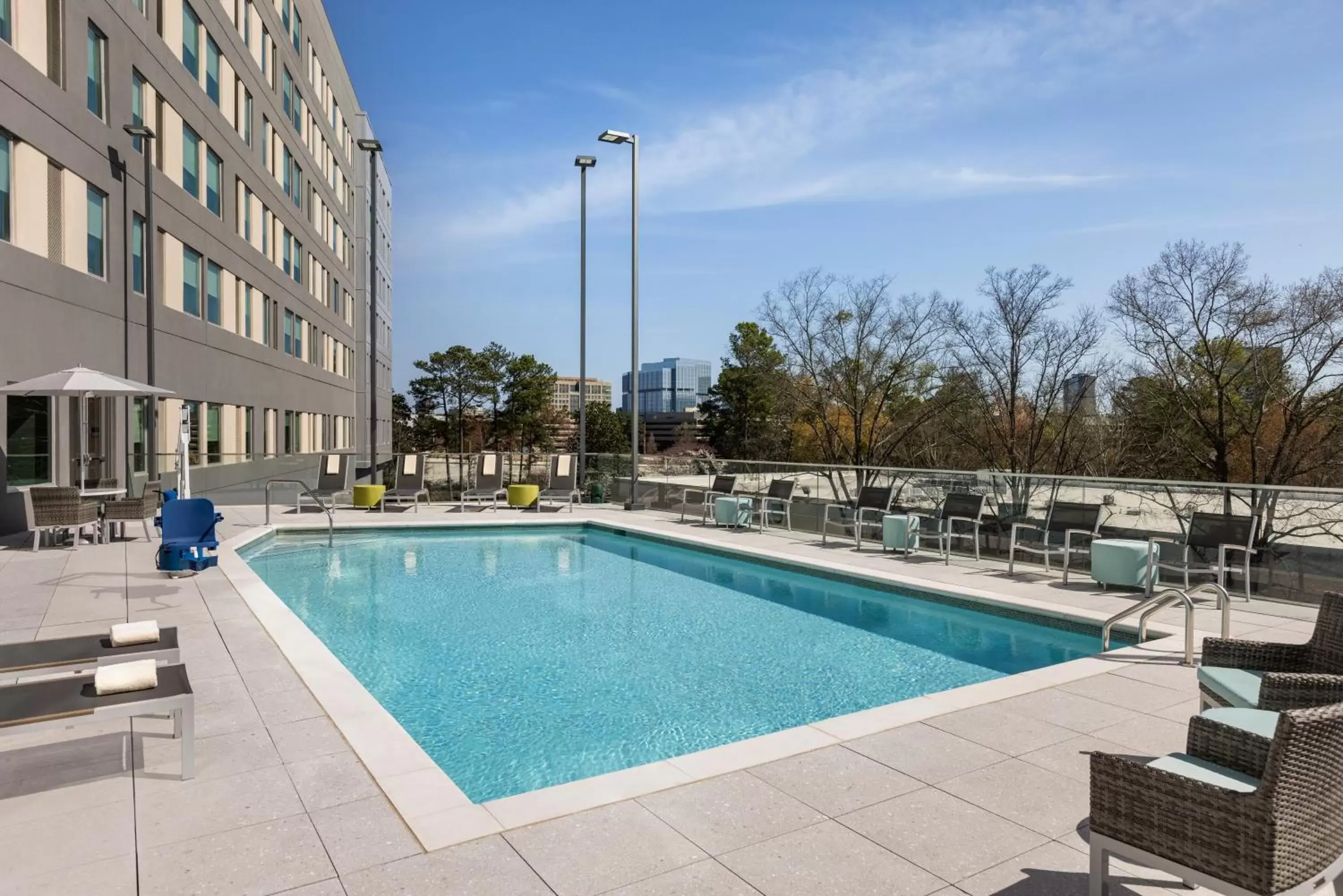 Swimming pool in Hyatt House Atlanta Perimeter Center