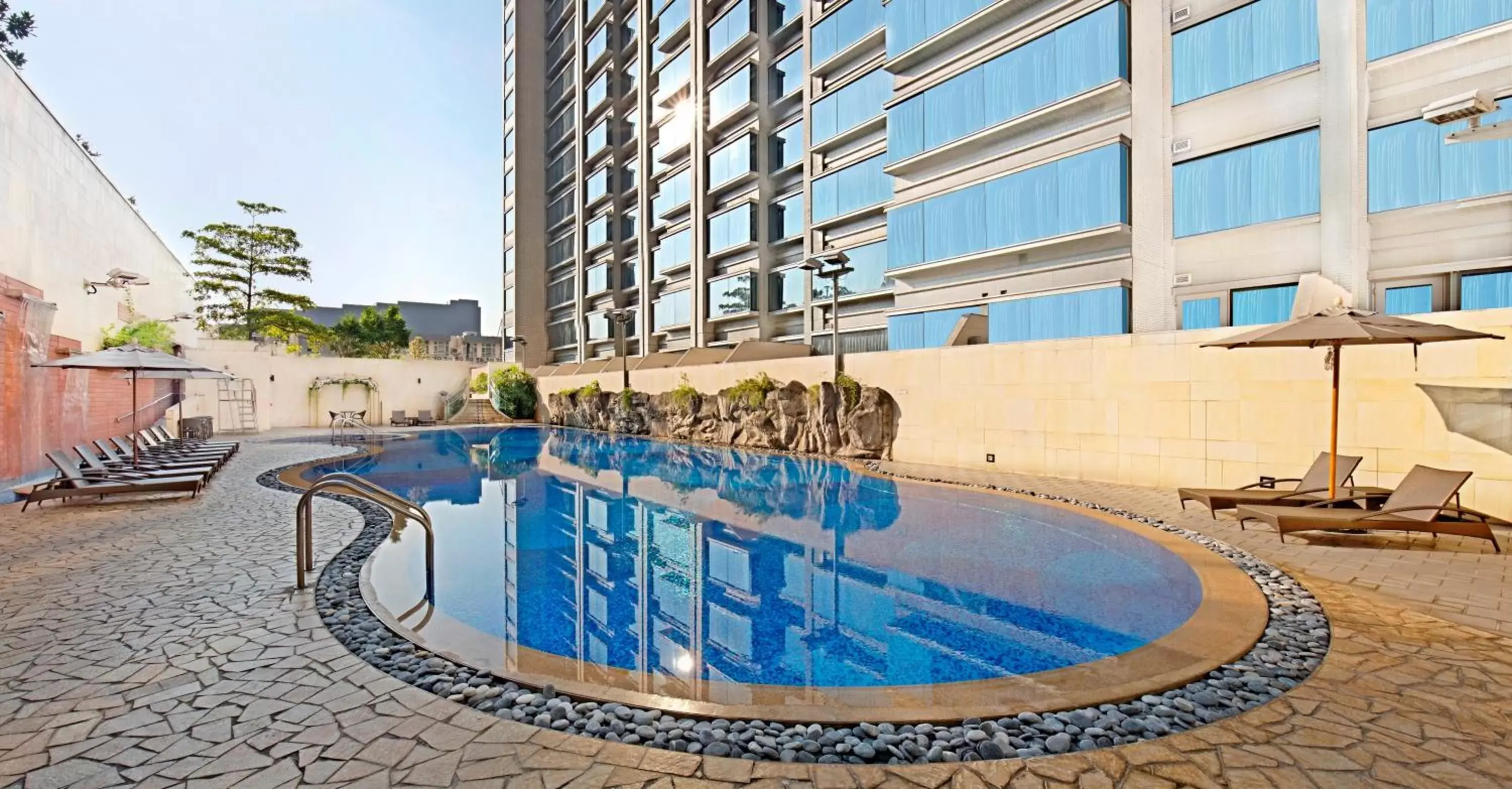 Swimming pool, Property Building in Harbour Plaza 8 Degrees