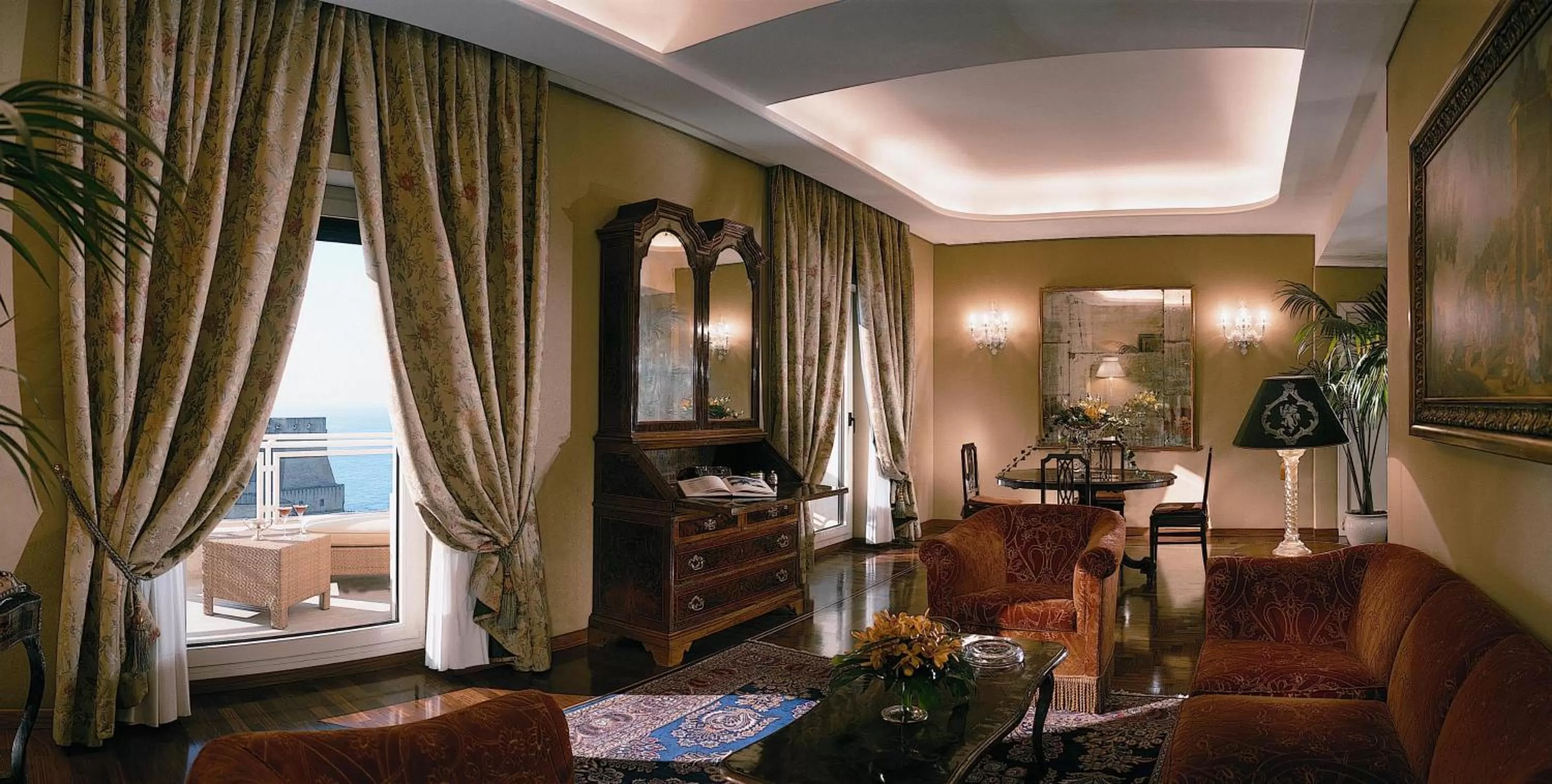 Lobby or reception in Grand Hotel Vesuvio