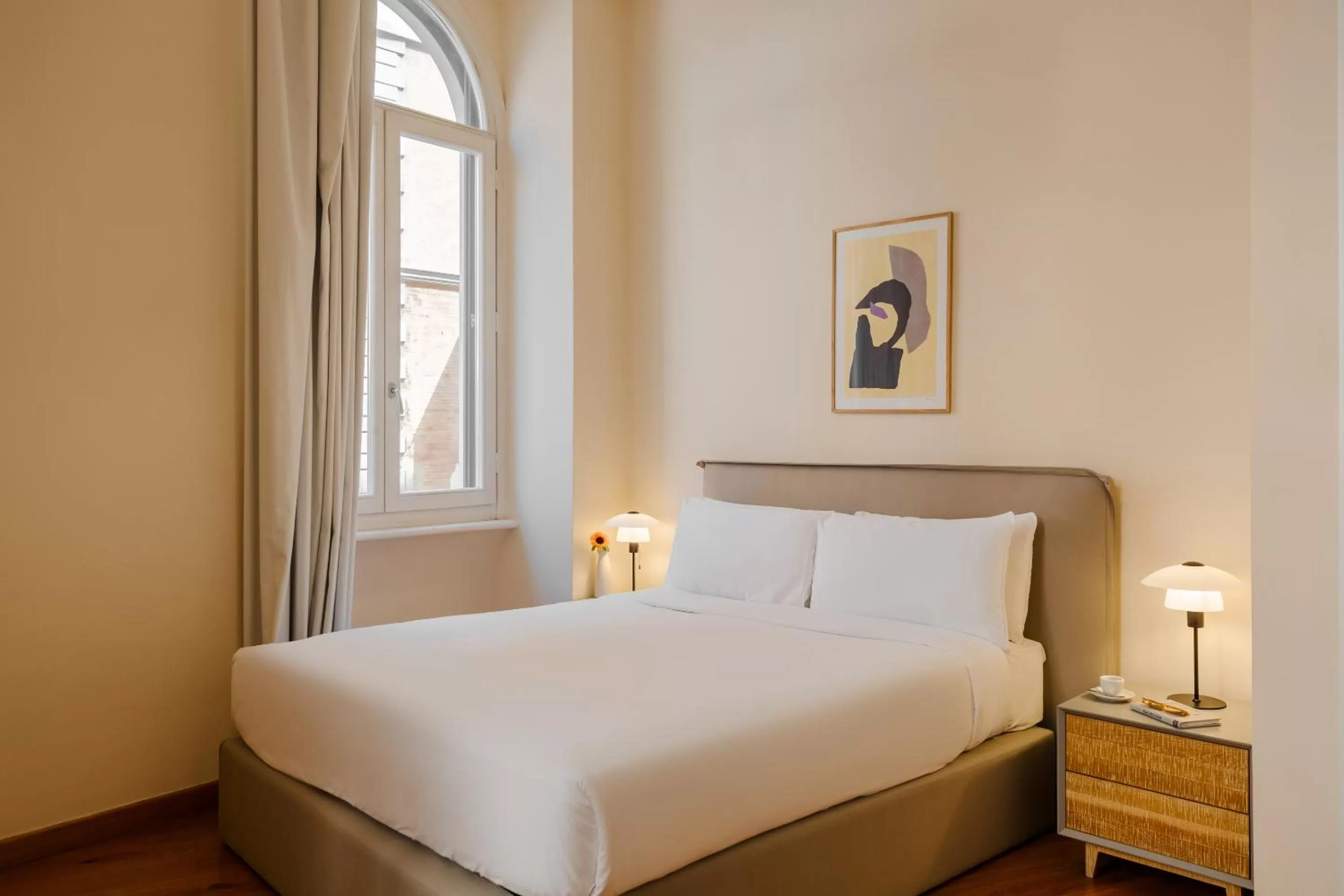 Bed in Sonder Fontana Di Trevi