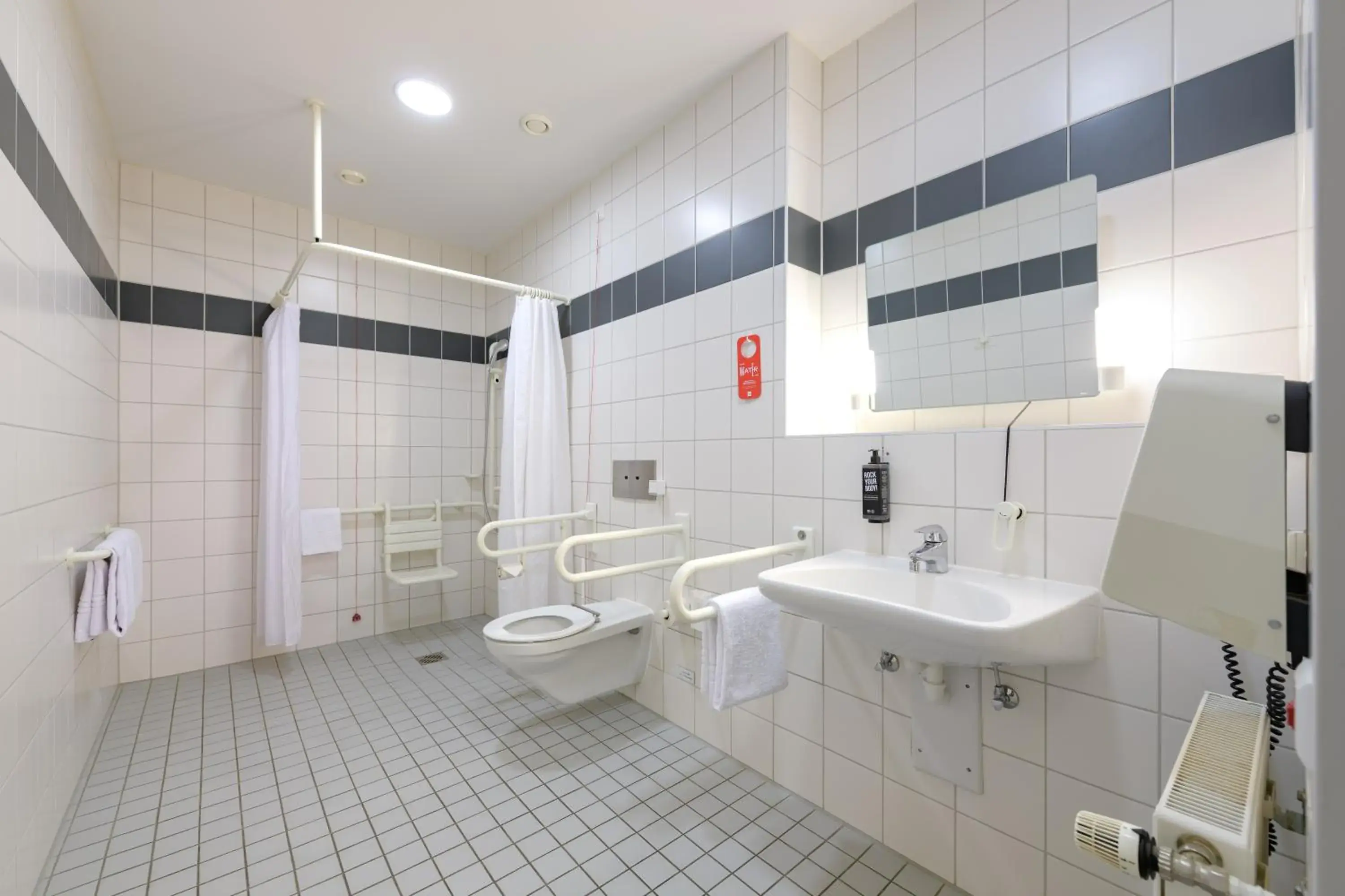 Shower, Bathroom in ibis Heilbronn City