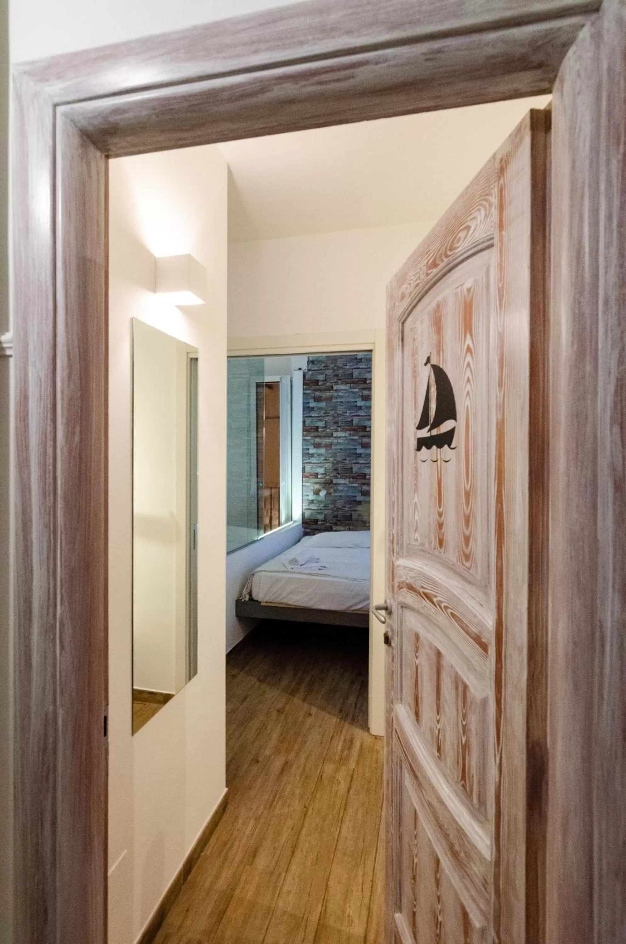 Photo of the whole room, Bed in Domatia