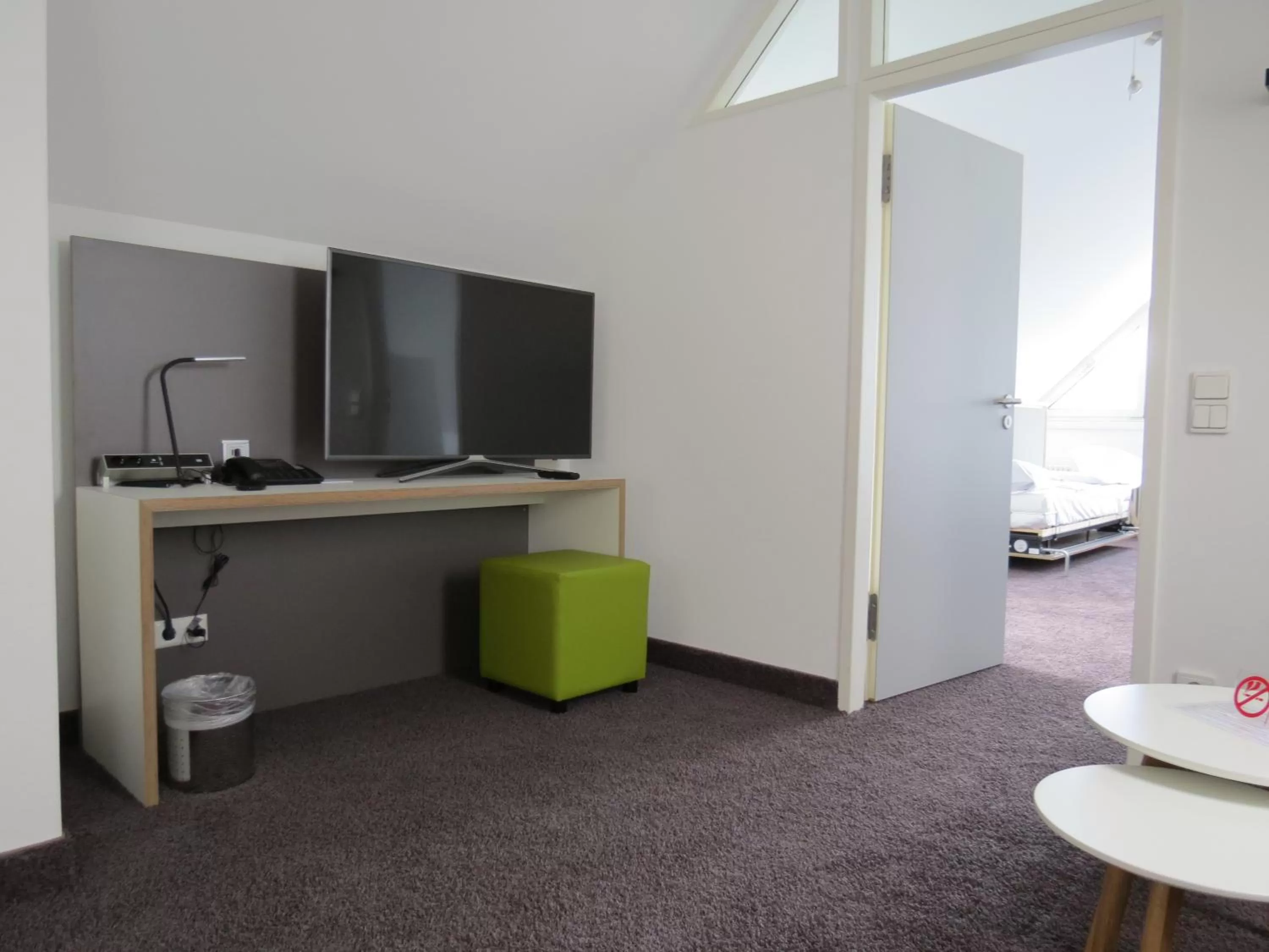 TV and multimedia in Comfor Hotel Ulm City