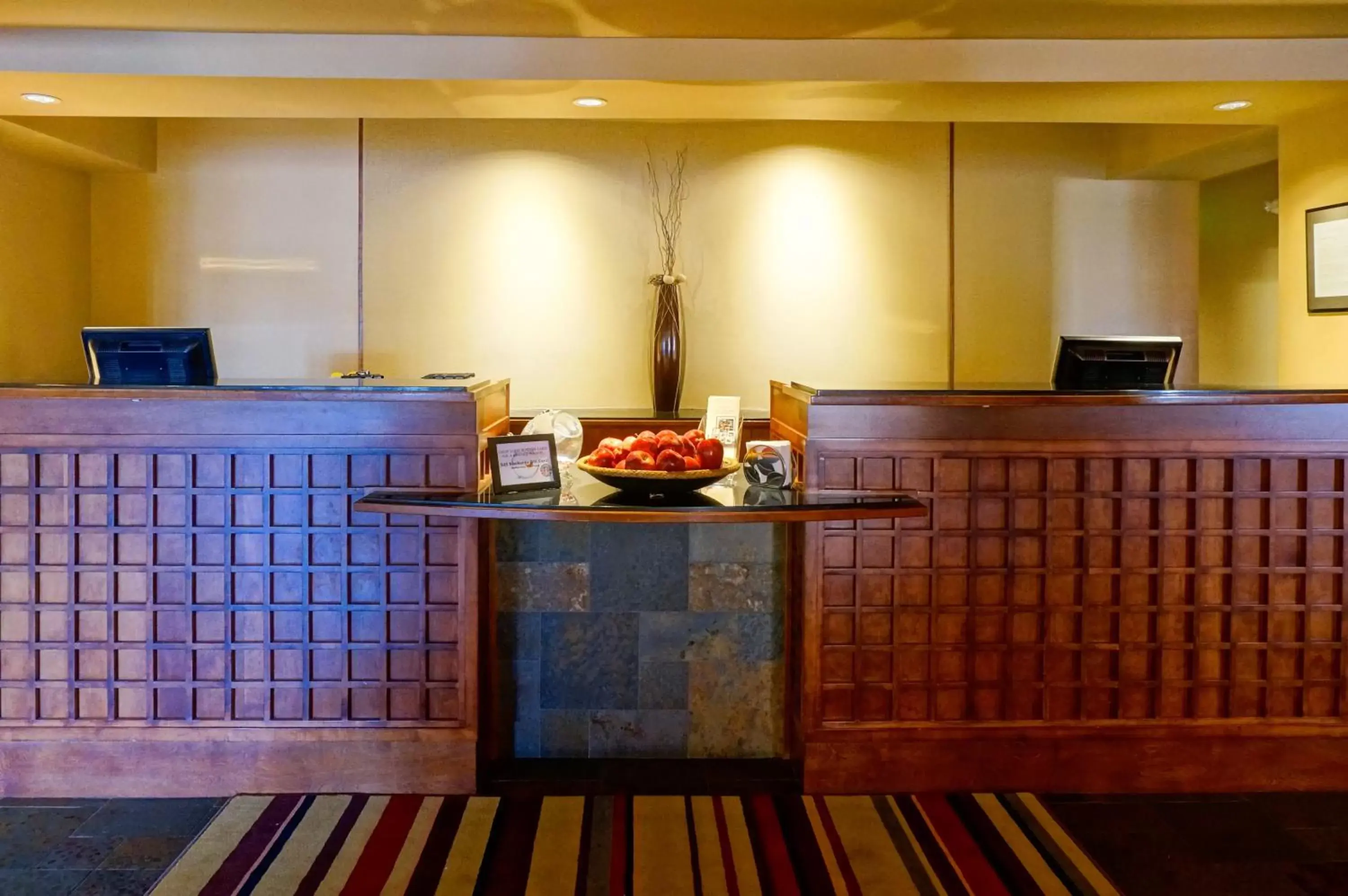 Lobby or reception in Larkspur Landing Pleasanton-An All-Suite Hotel