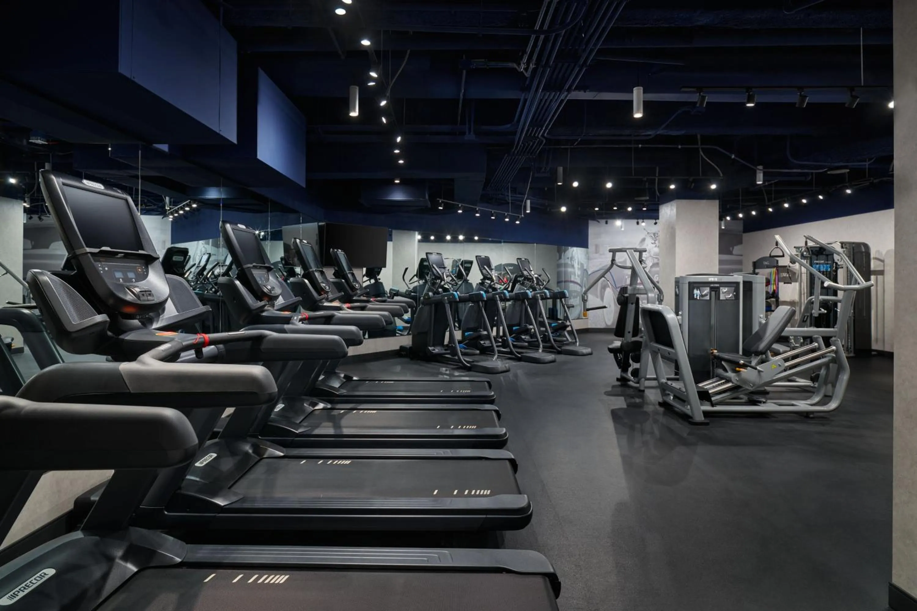 Fitness centre/facilities in The Leo Kent Hotel, Tucson, a Tribute Portfolio Hotel