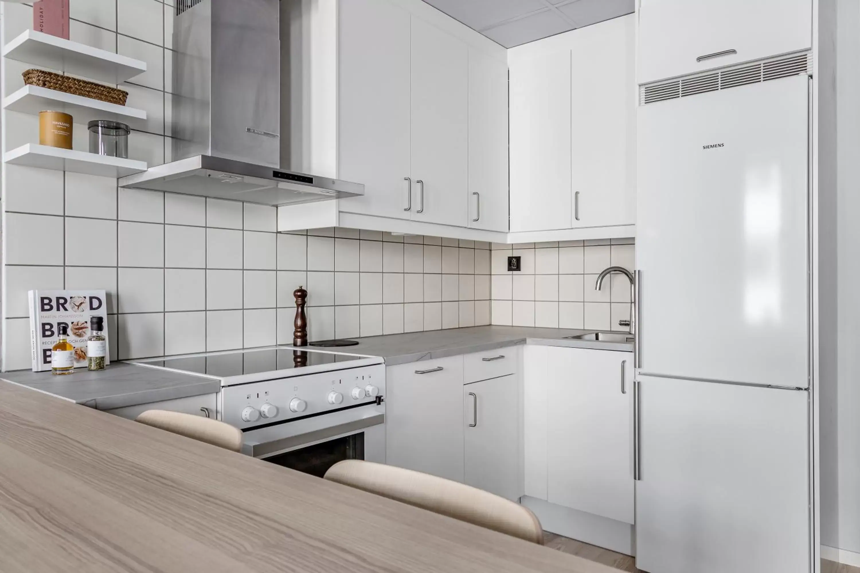 Kitchen or kitchenette, Kitchen/Kitchenette in Comfort Hotel Solna Arenastaden