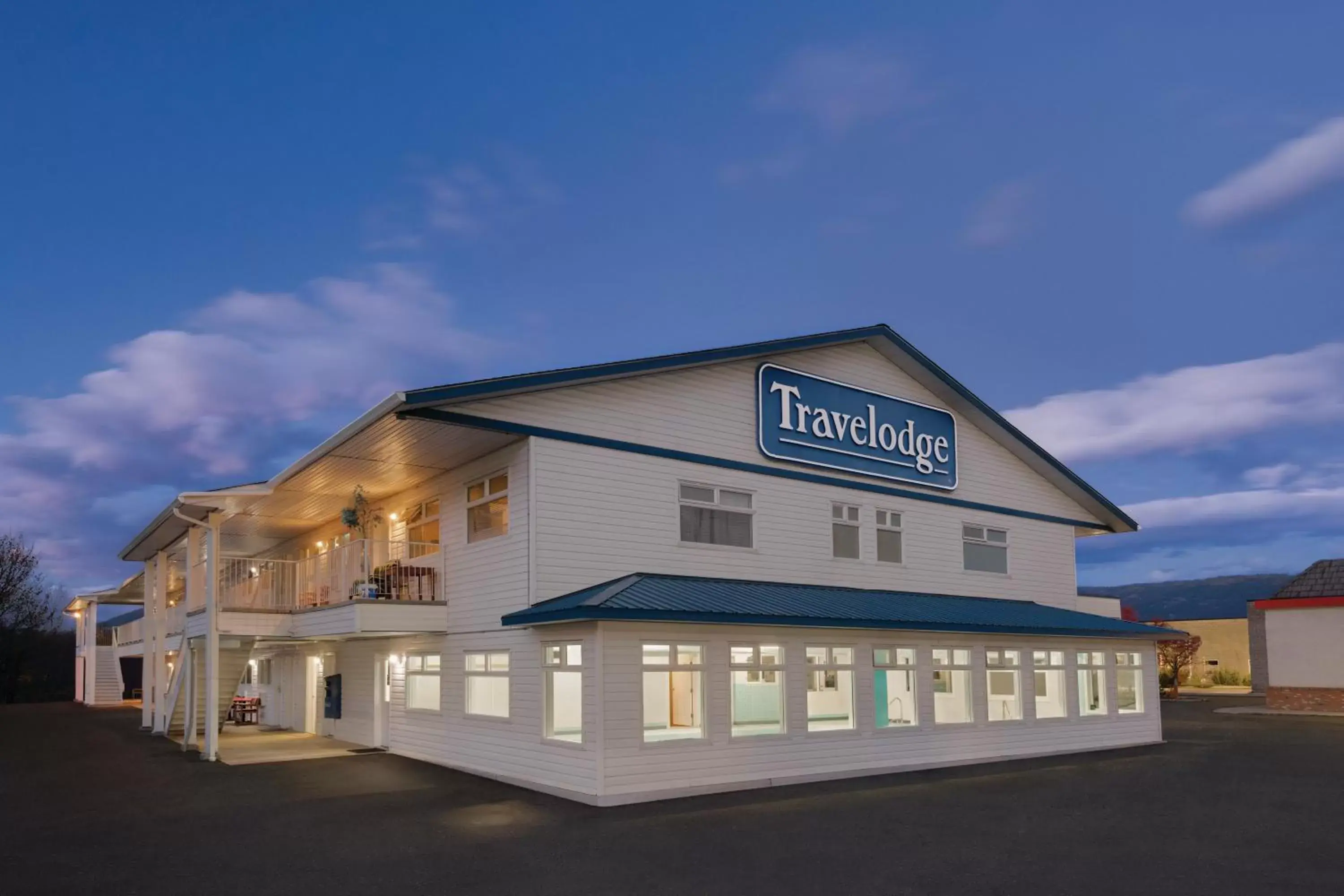 Property Building in Travelodge by Wyndham Salmon Arm BC