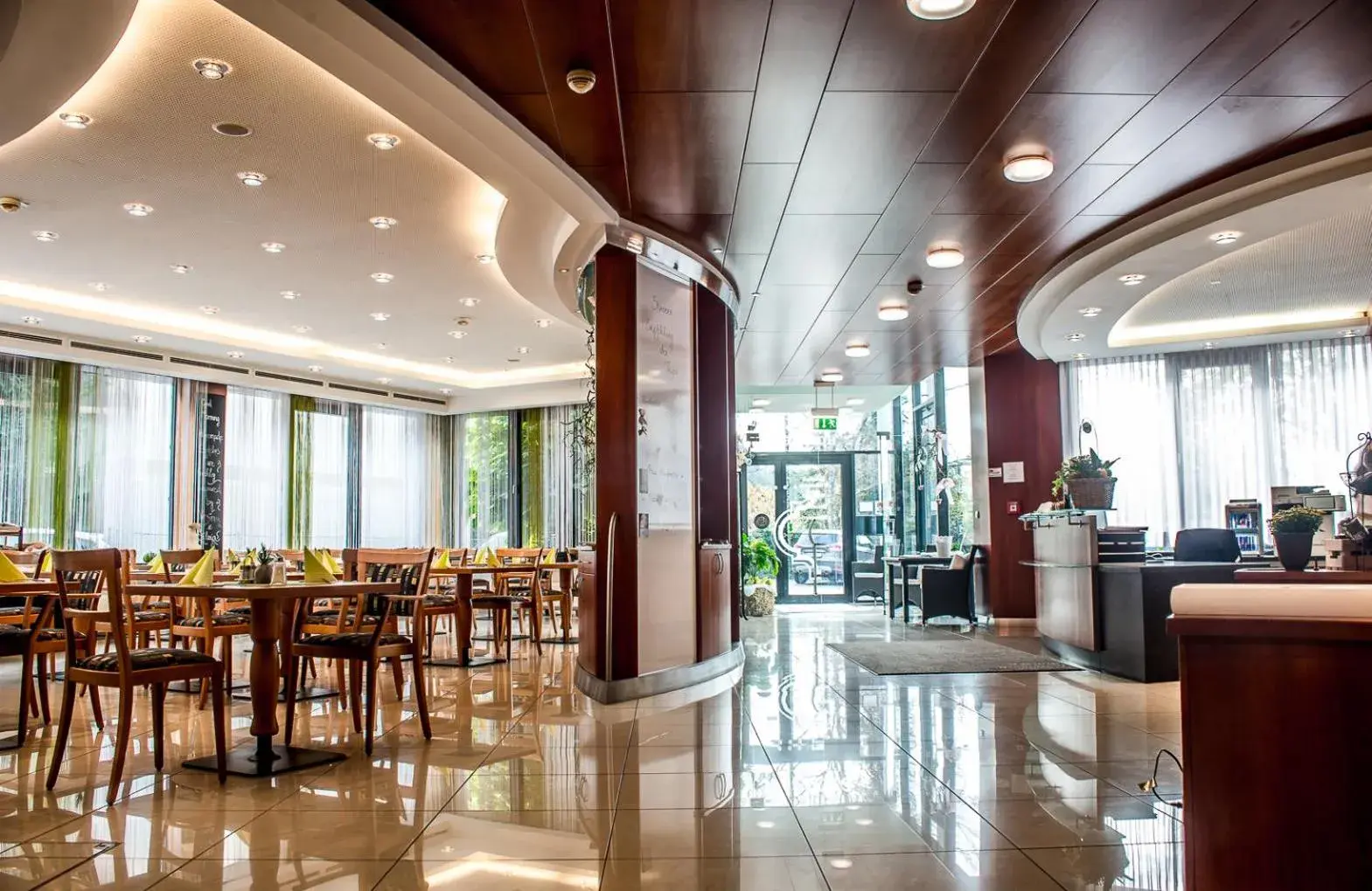 Lobby or reception, Restaurant/Places to Eat in Hotel Stoiser Graz