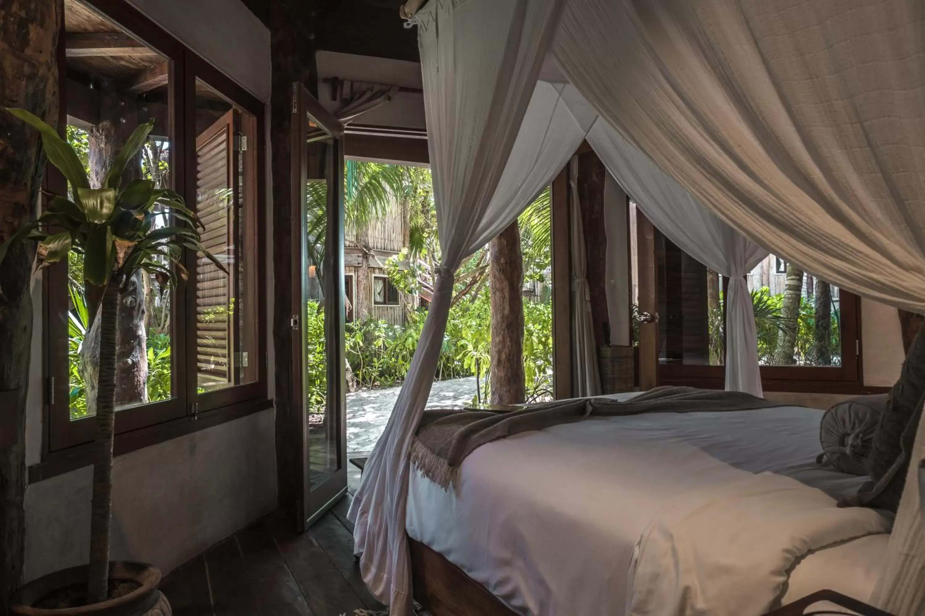 View (from property/room), Bed in Delek Tulum