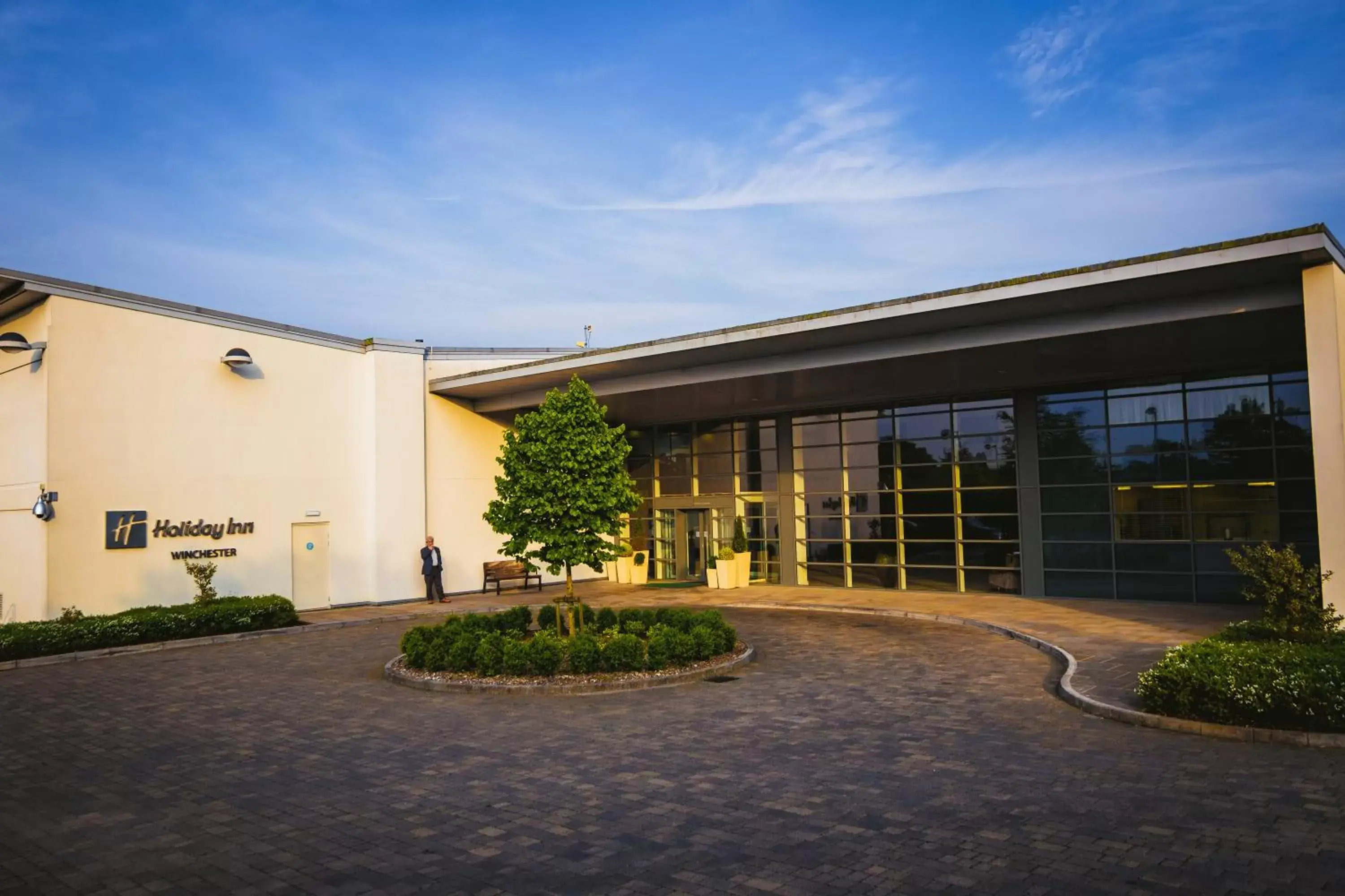 Property Building in Holiday Inn Winchester, an IHG Hotel