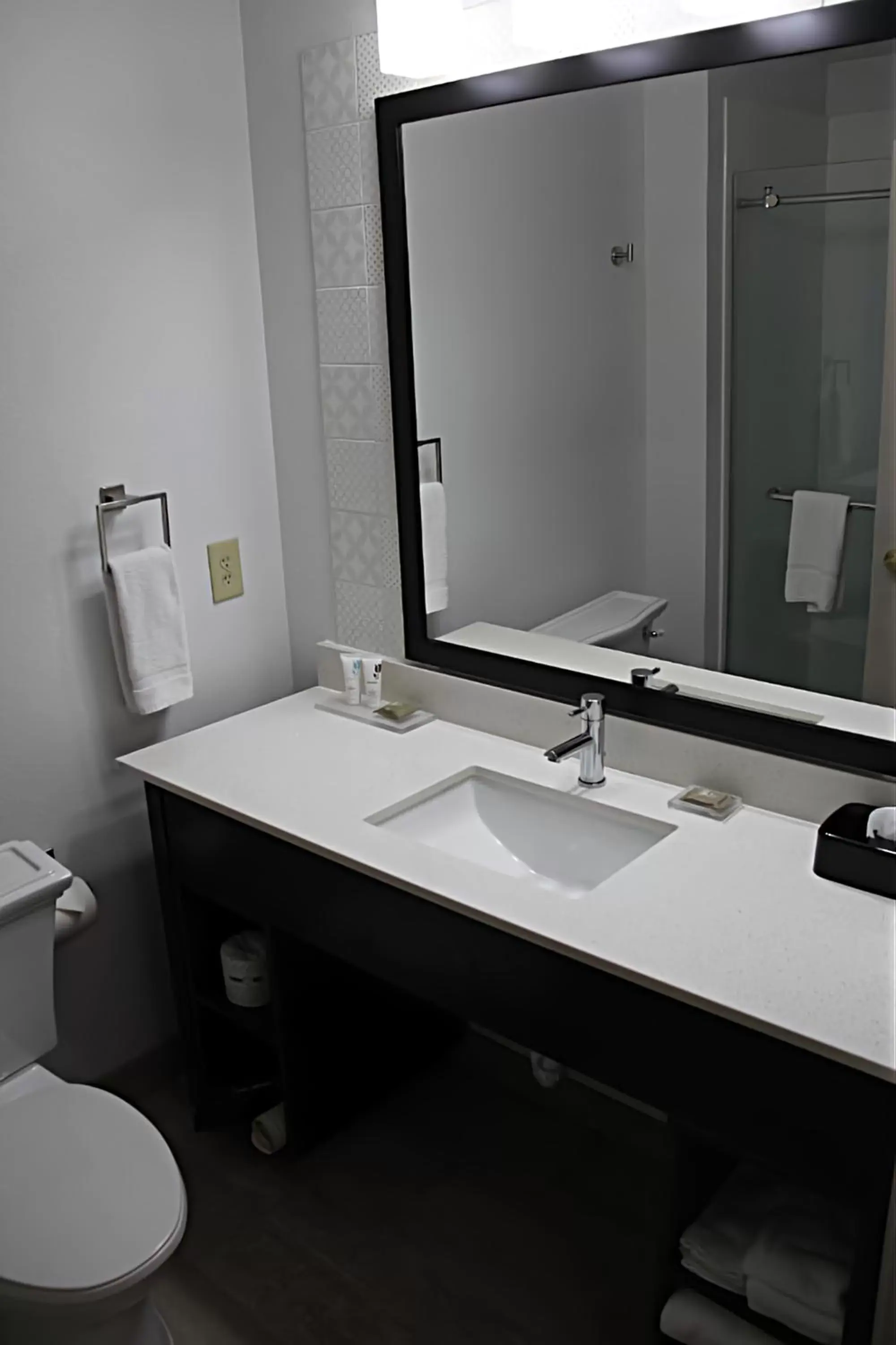 Toilet, Bathroom in Country Inn & Suites by Radisson, Myrtle Beach, SC