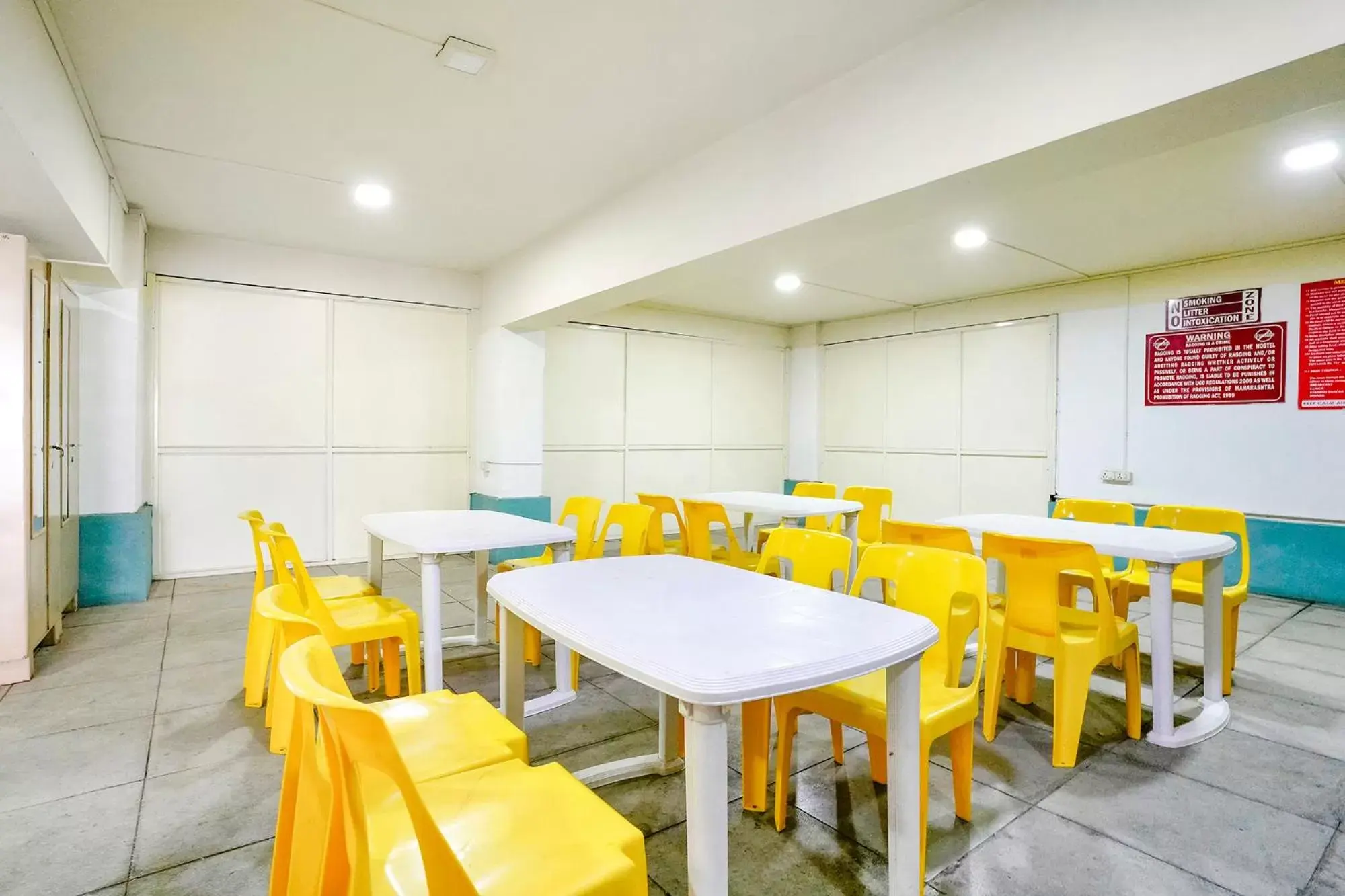 Restaurant/places to eat in FabHotel Happy Homely Stay - Airport road Restaurant/places to eat in FabHotel Happy Homely Stay - Airport road