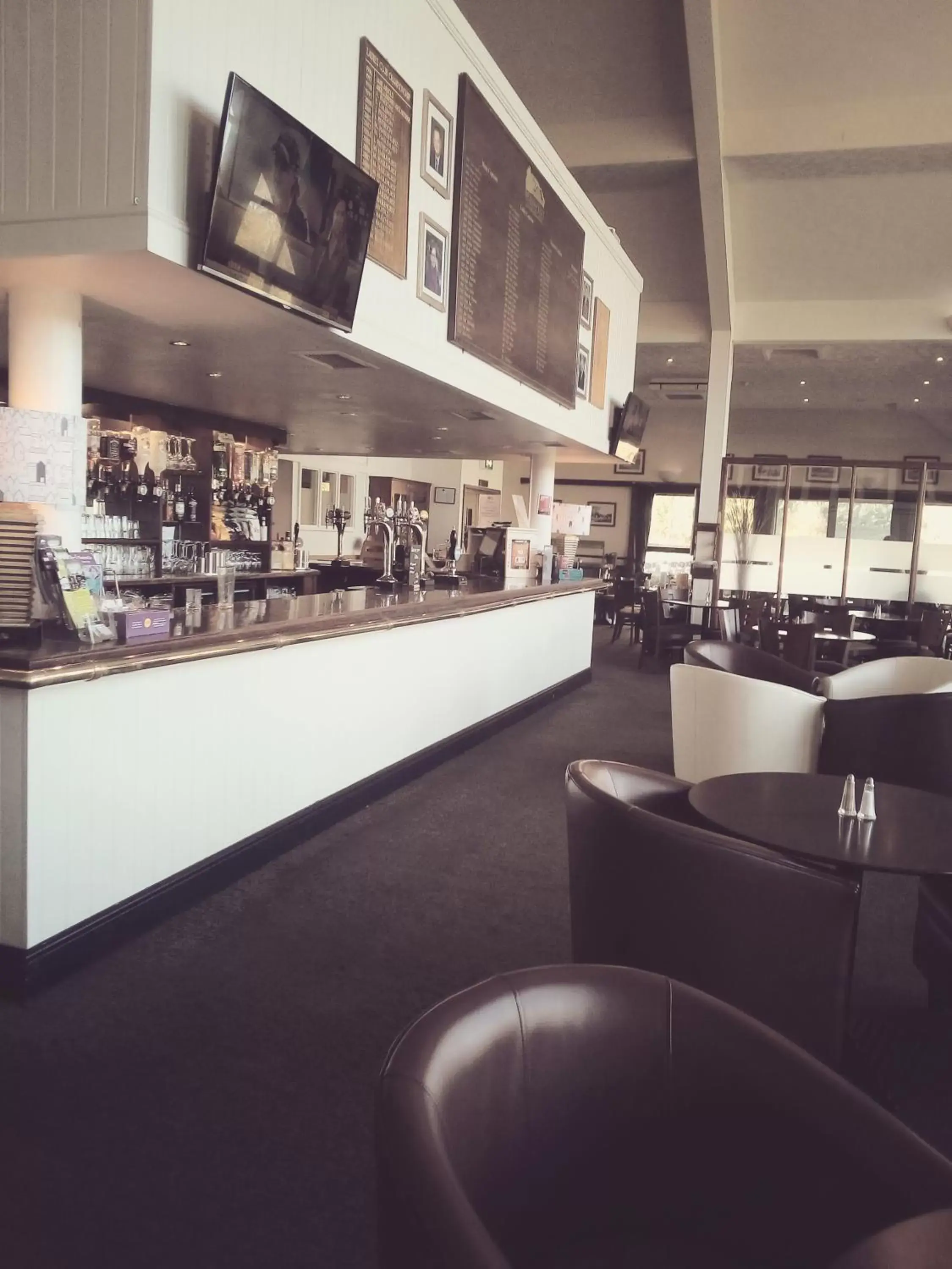 Restaurant/places to eat, Lounge/Bar in Weald of Kent Golf Course and Hotel