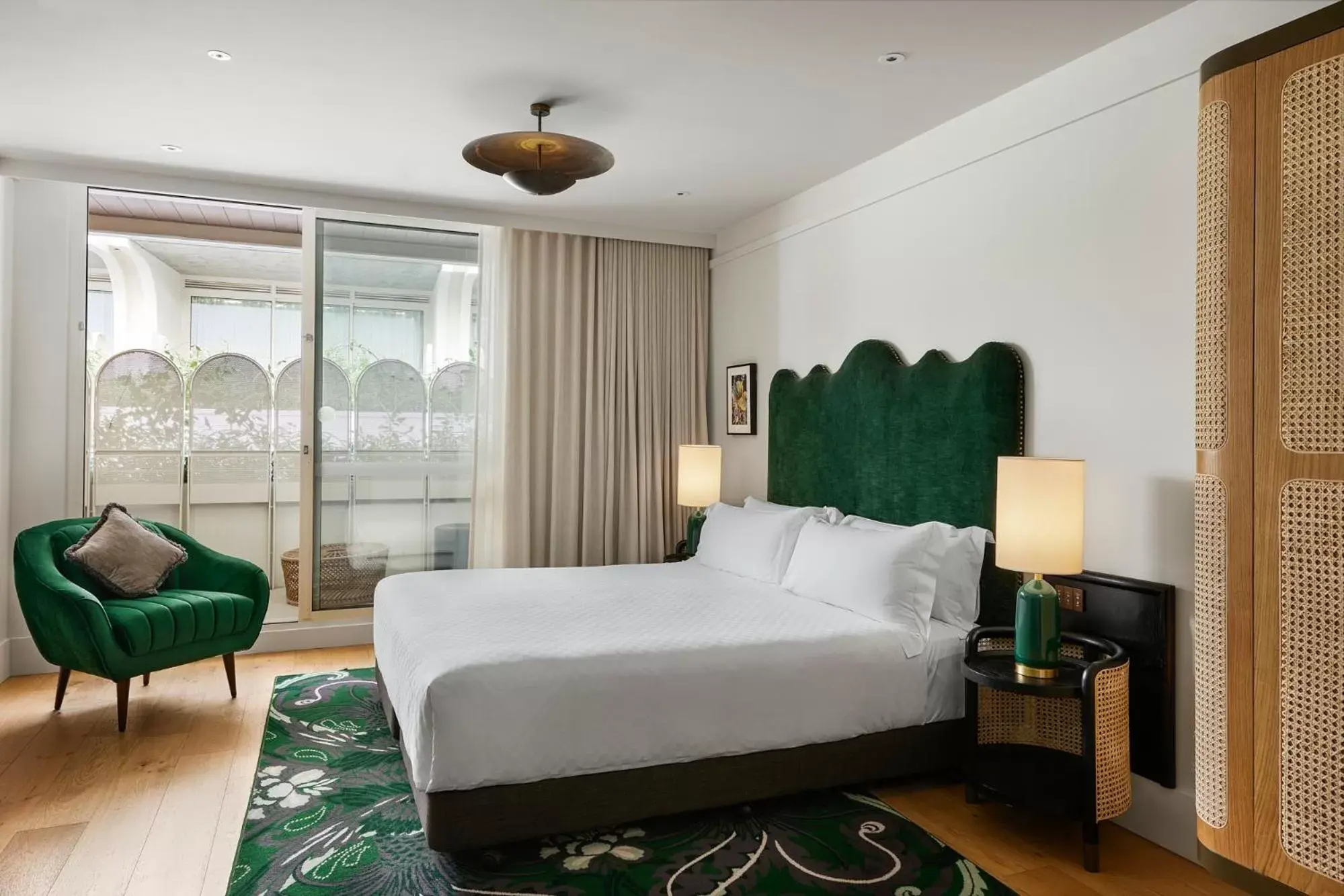 Classic King Room - Accessible in InterContinental Sorrento Mornington Peninsula Classic King Room - Accessible in InterContinental Sorrento Mornington Peninsula