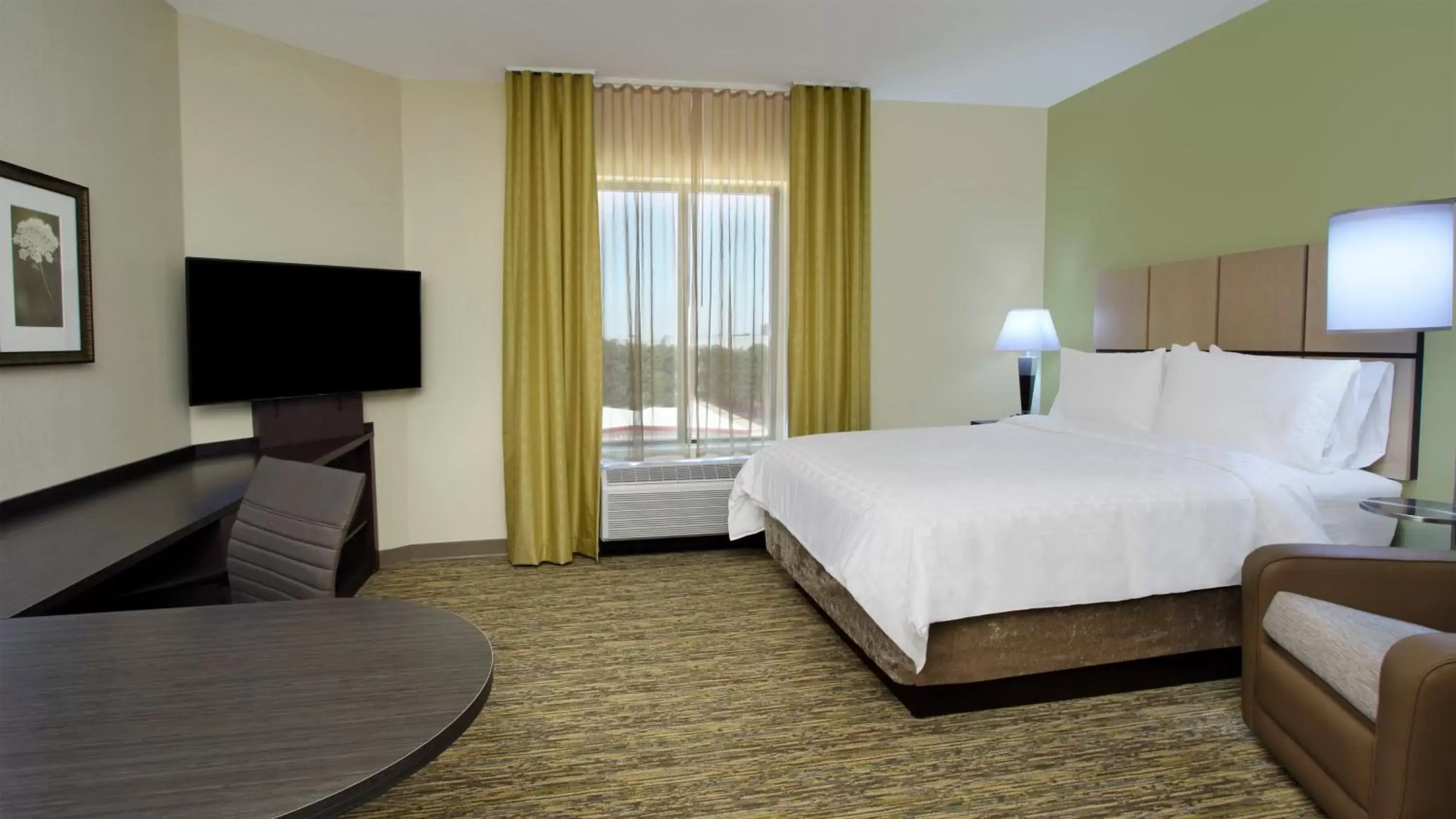 Photo of the whole room, Bed in Candlewood Suites - Frisco, an IHG Hotel