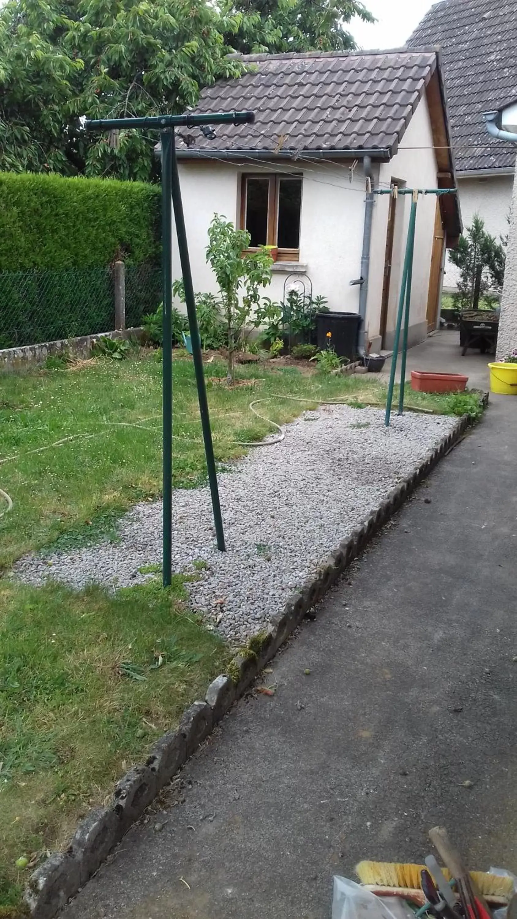 Garden view, Property Building in Le Nid des Mésanges