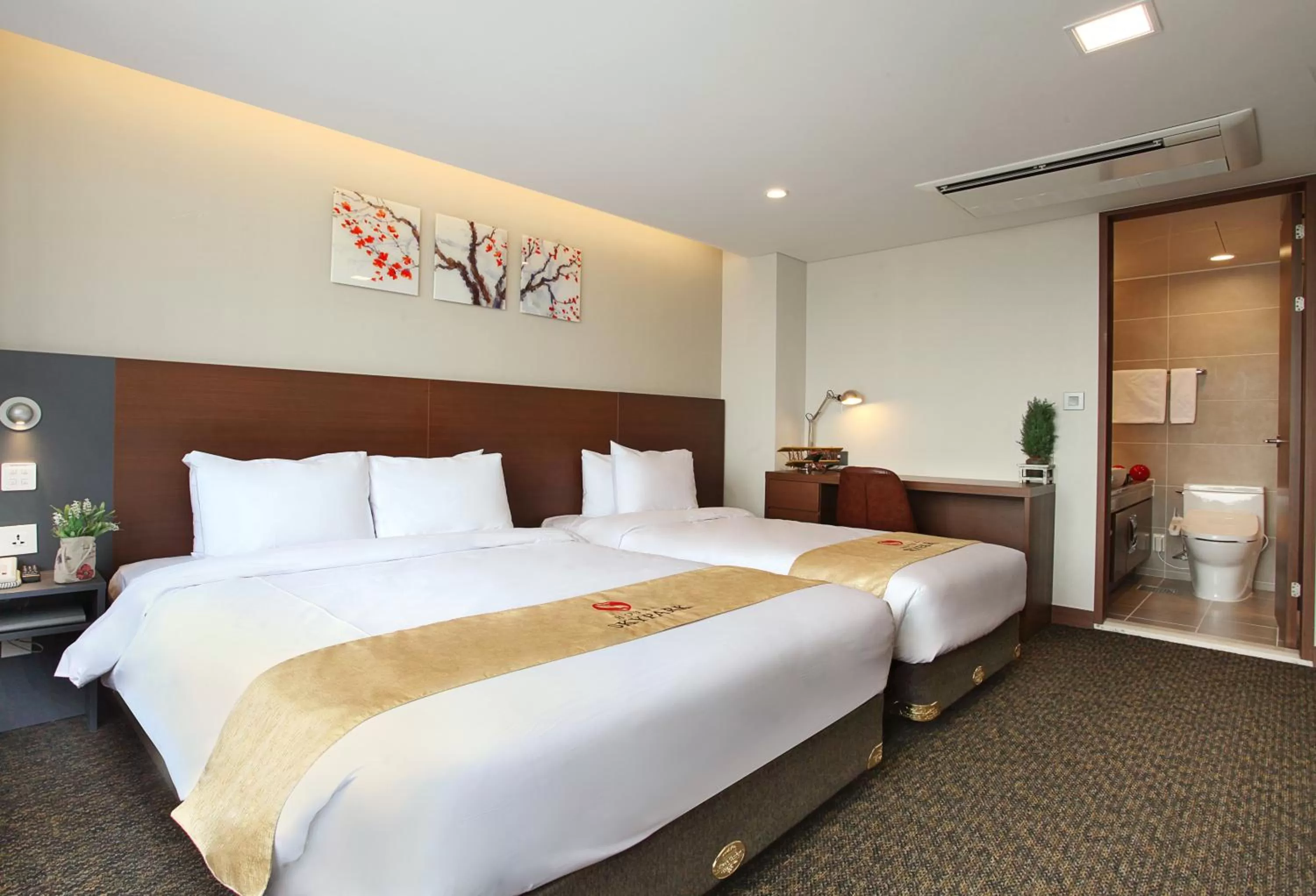 Bedroom, Bed in Hotel Skypark Kingstown Dongdaemun