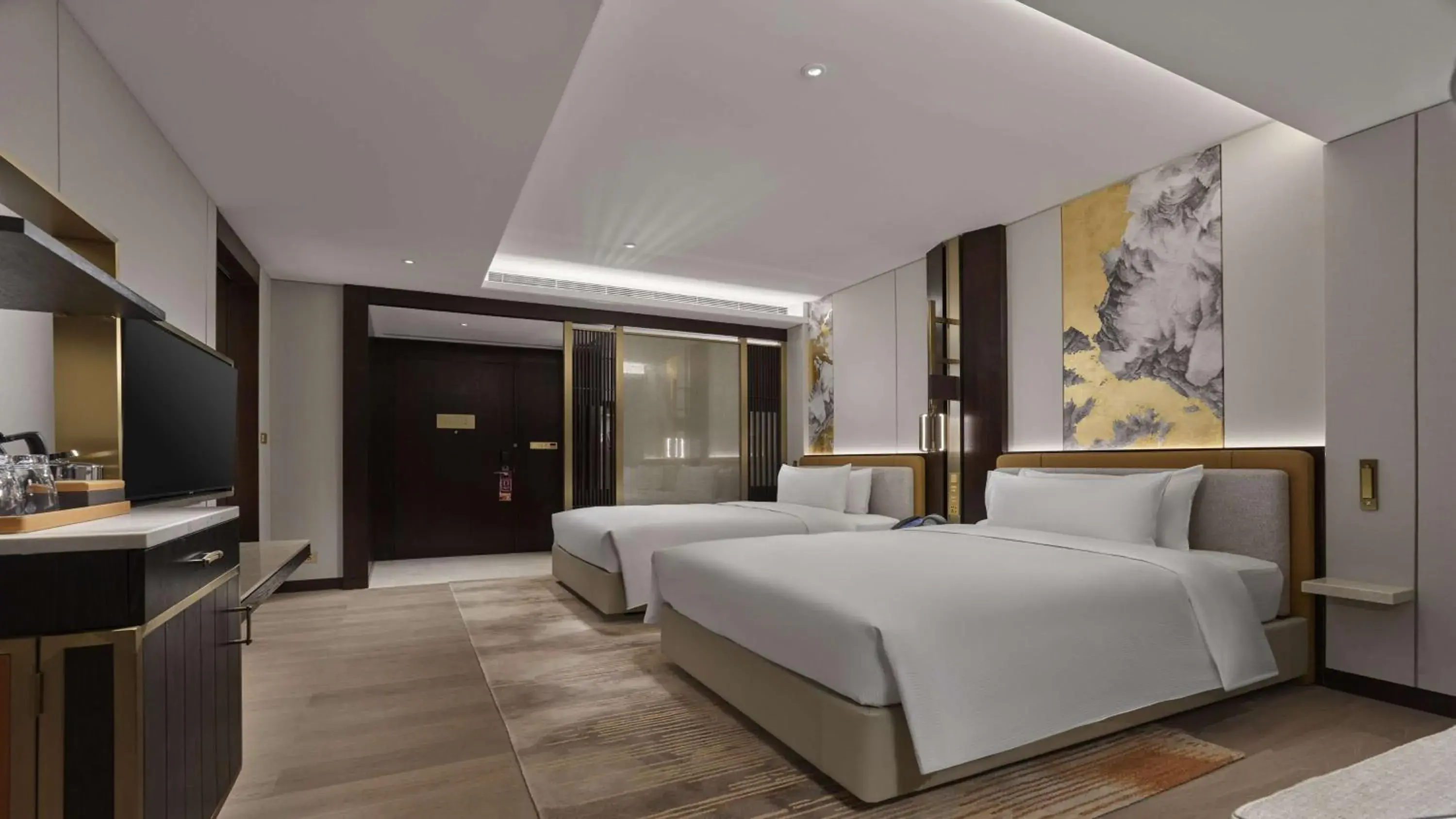 Bed in Hilton Lanzhou City Center