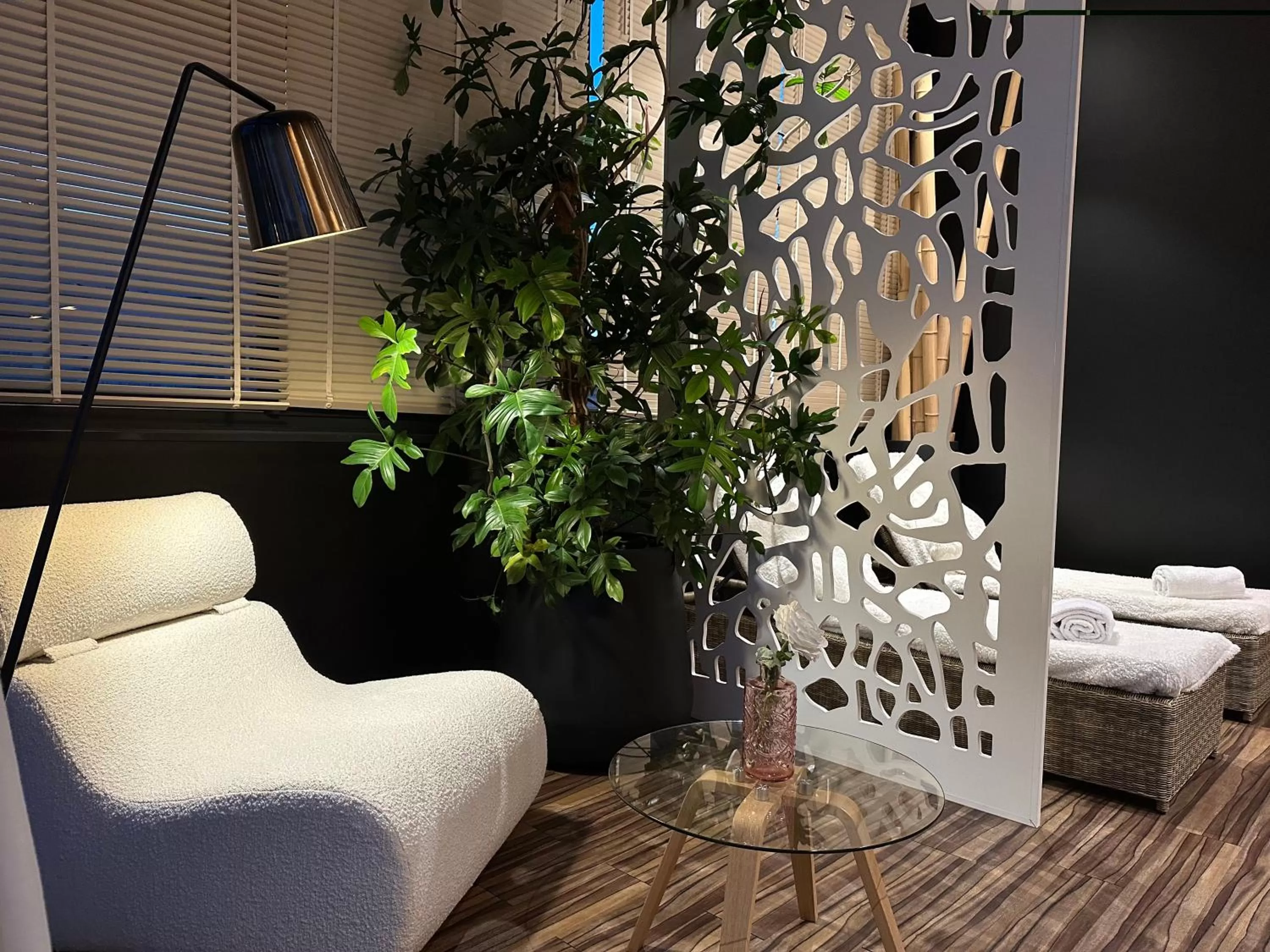 Sauna, Bed in Best Western Plus Thionville Centre