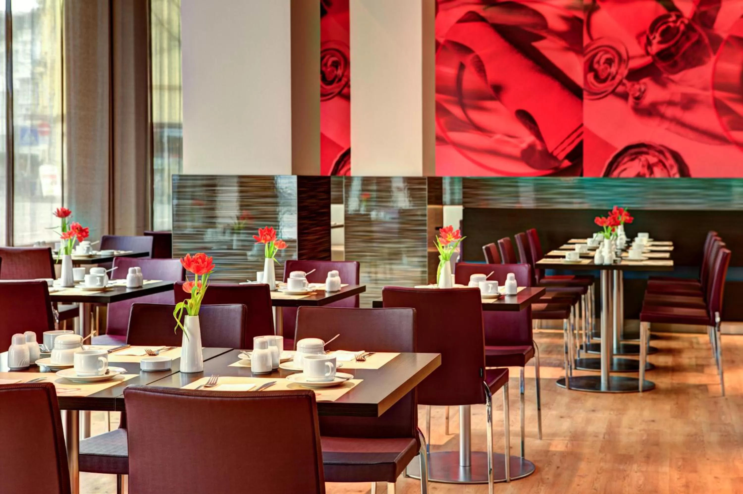 Restaurant/places to eat in IntercityHotel Bonn
